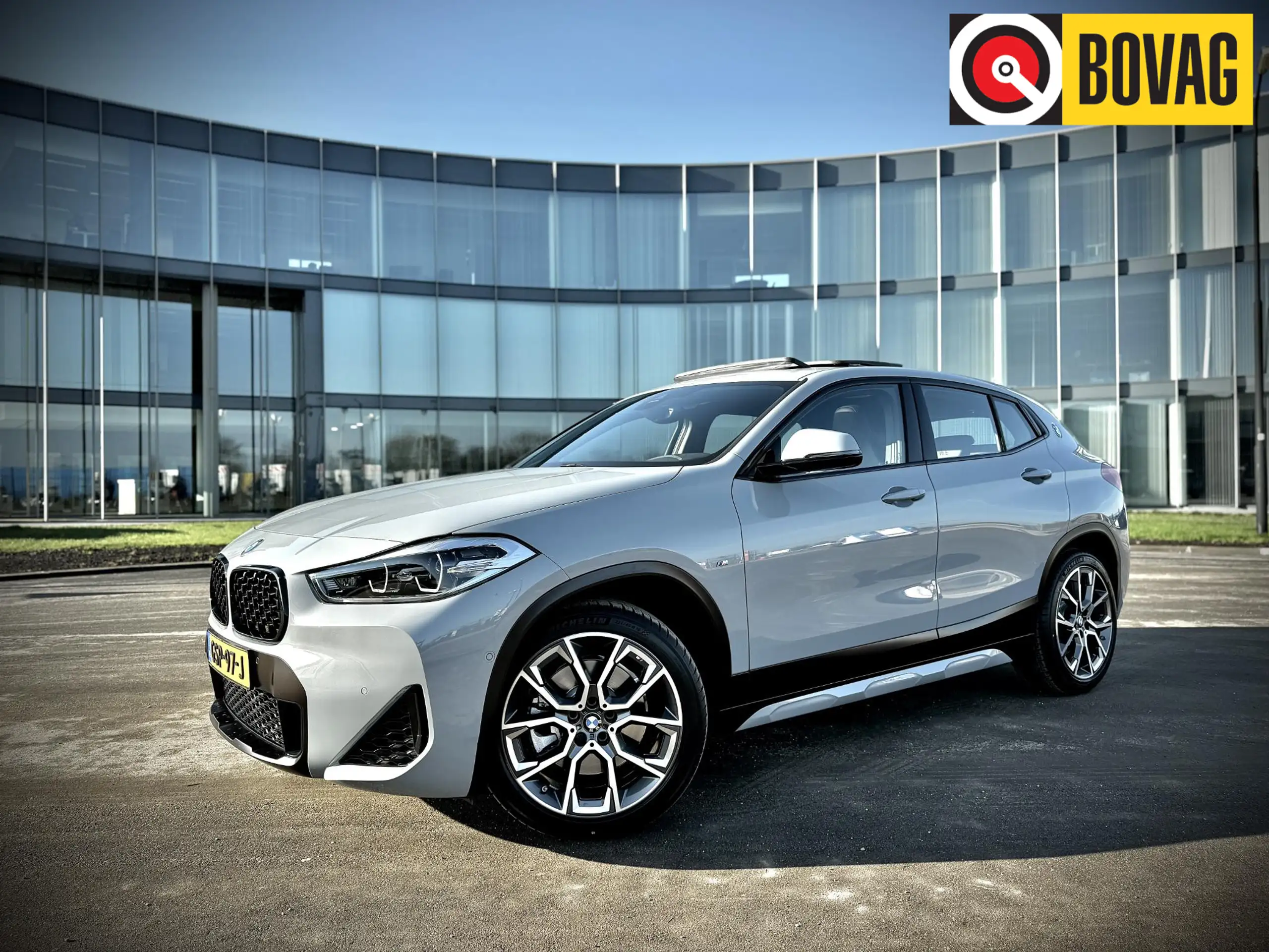 BMW - X2