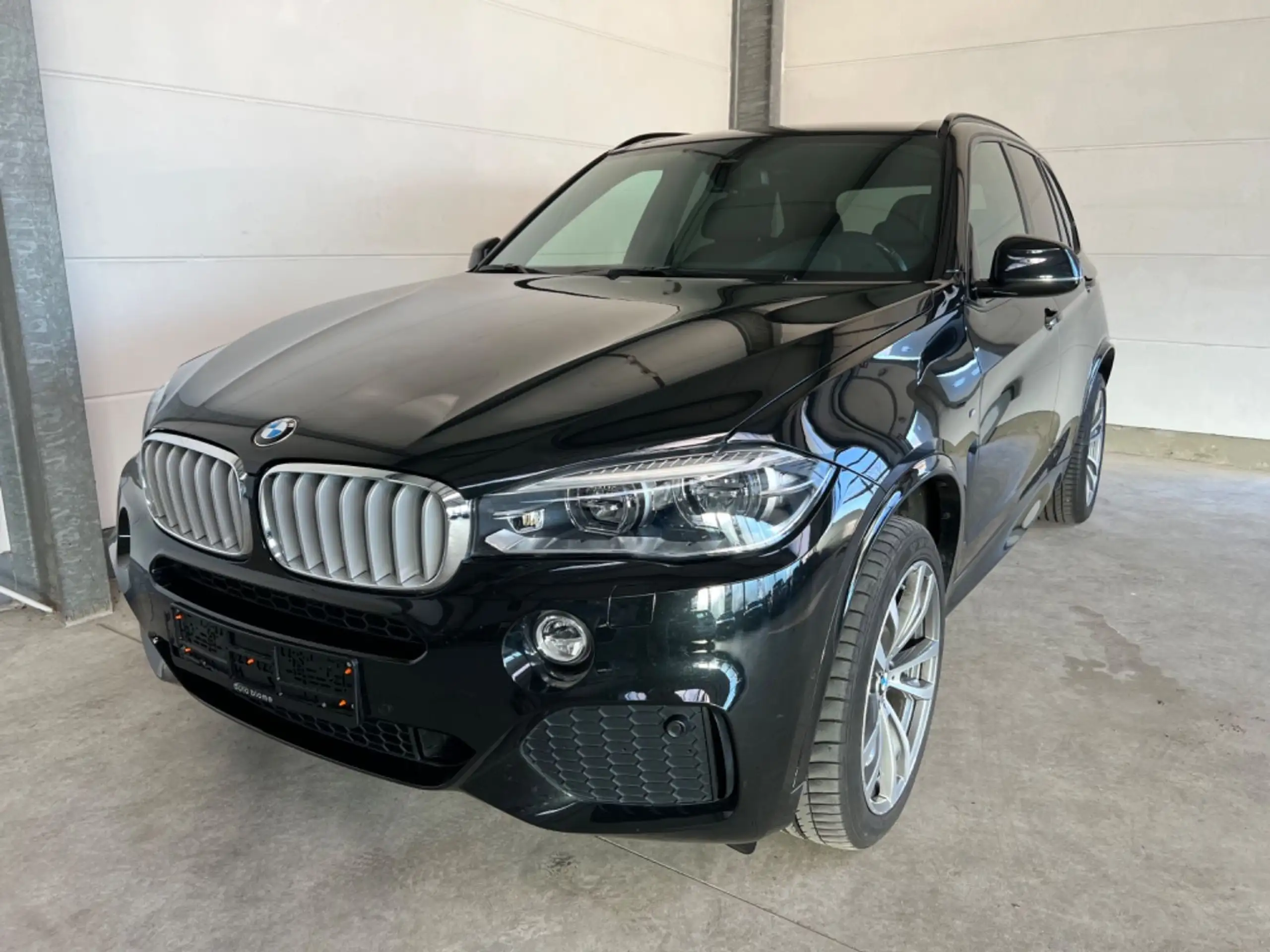 BMW - X5