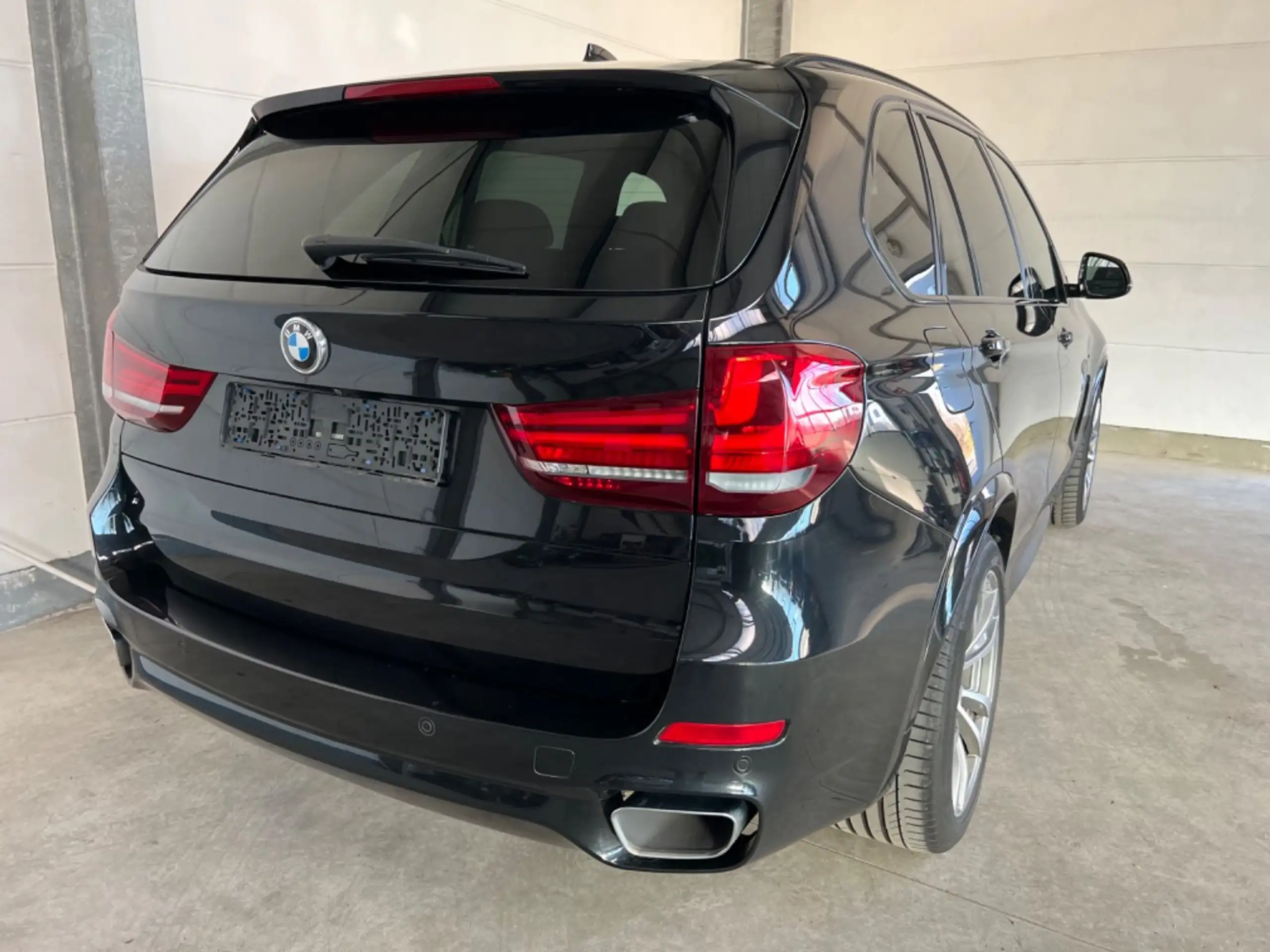 BMW - X5