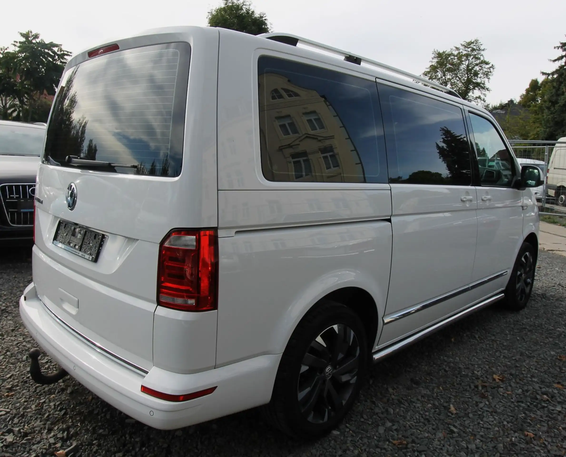 Volkswagen - T6 Multivan