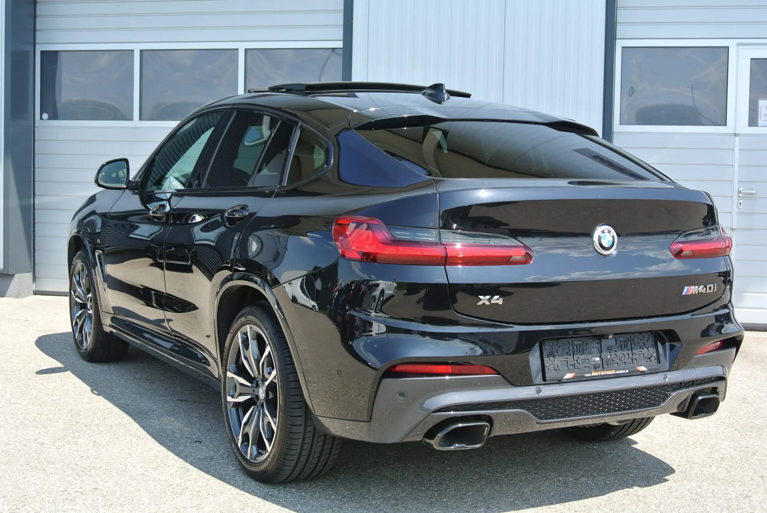 BMW - X4 M