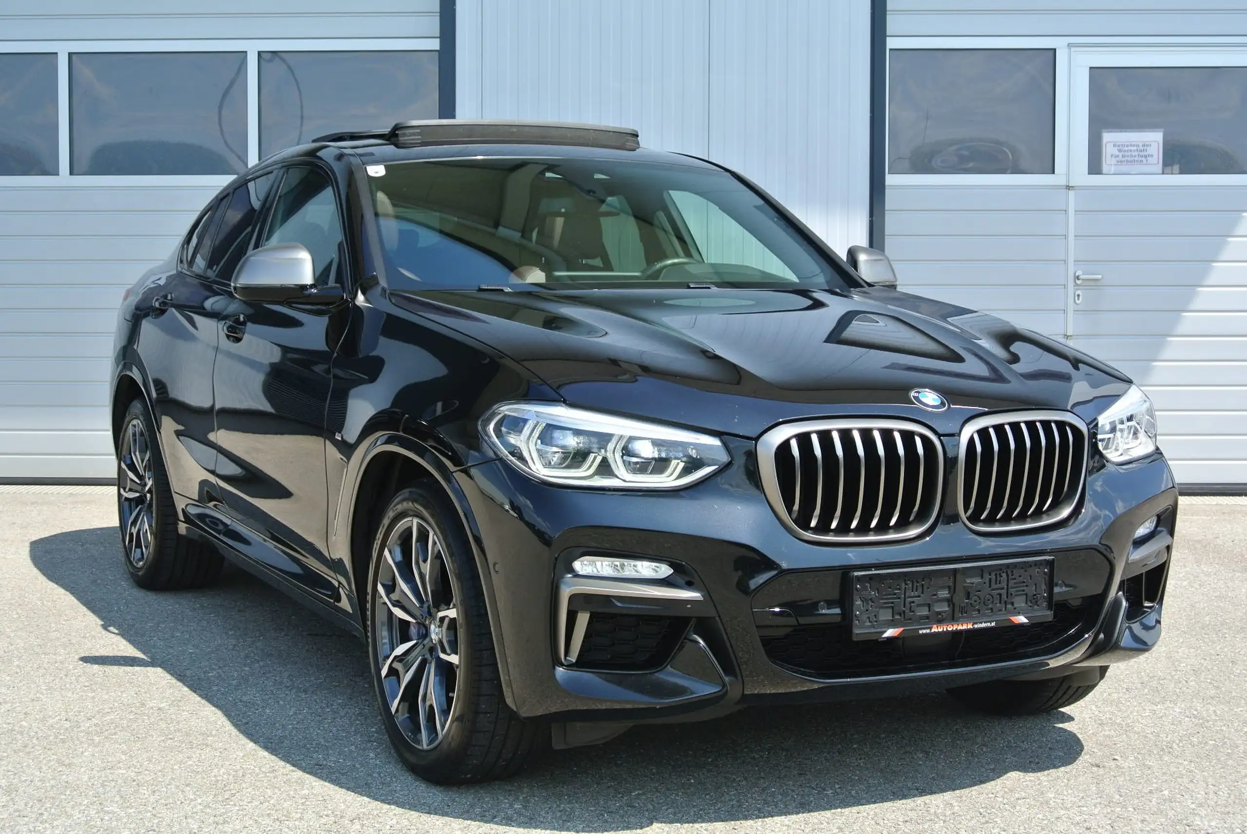 BMW - X4 M