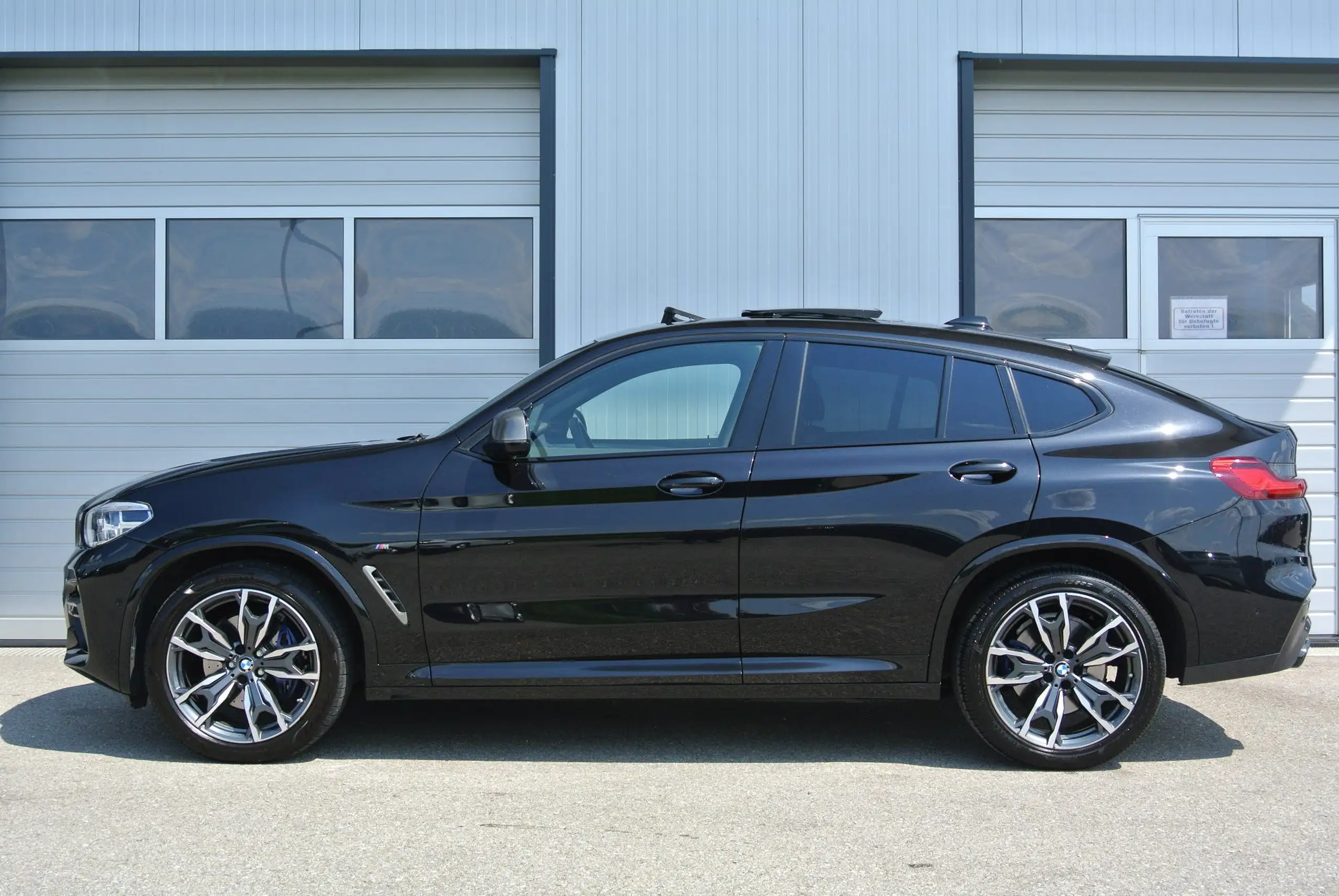 BMW - X4 M