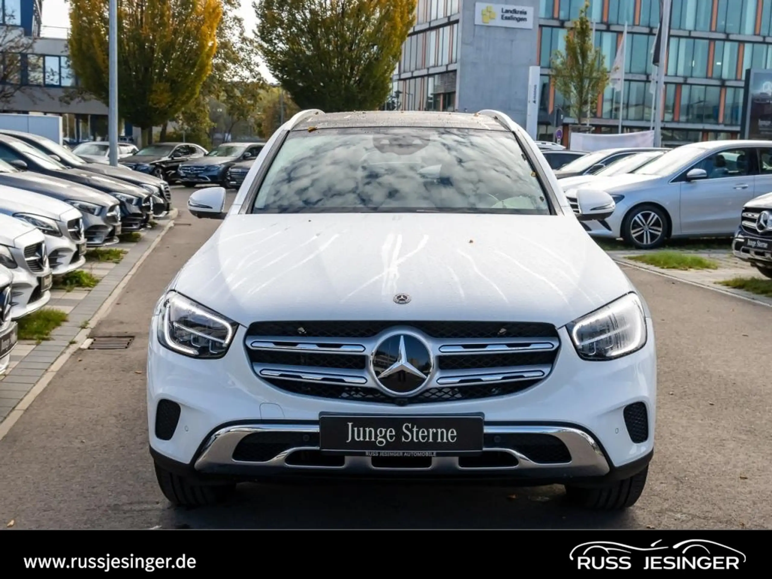 Mercedes-Benz - GLC 220