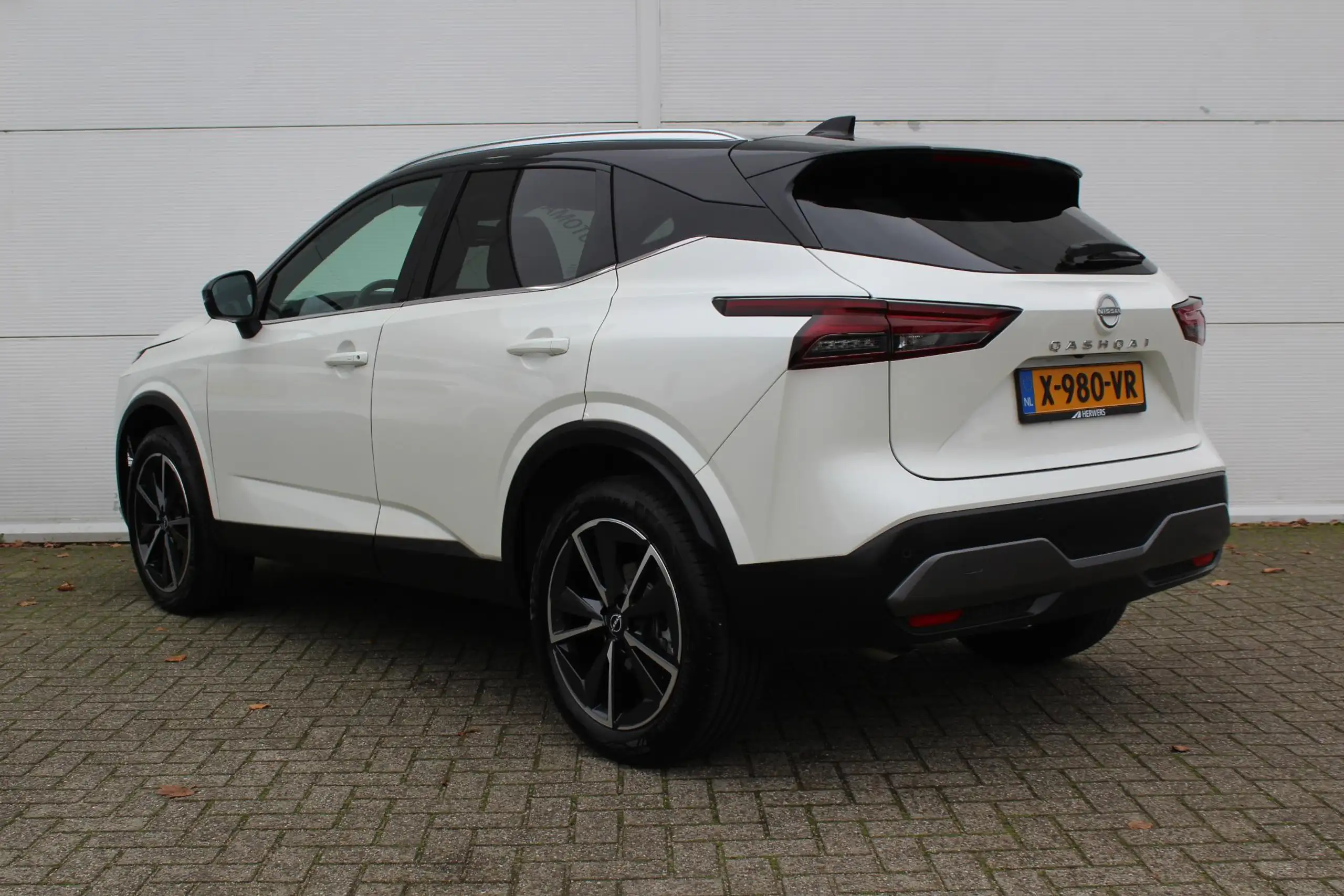 Nissan - Qashqai