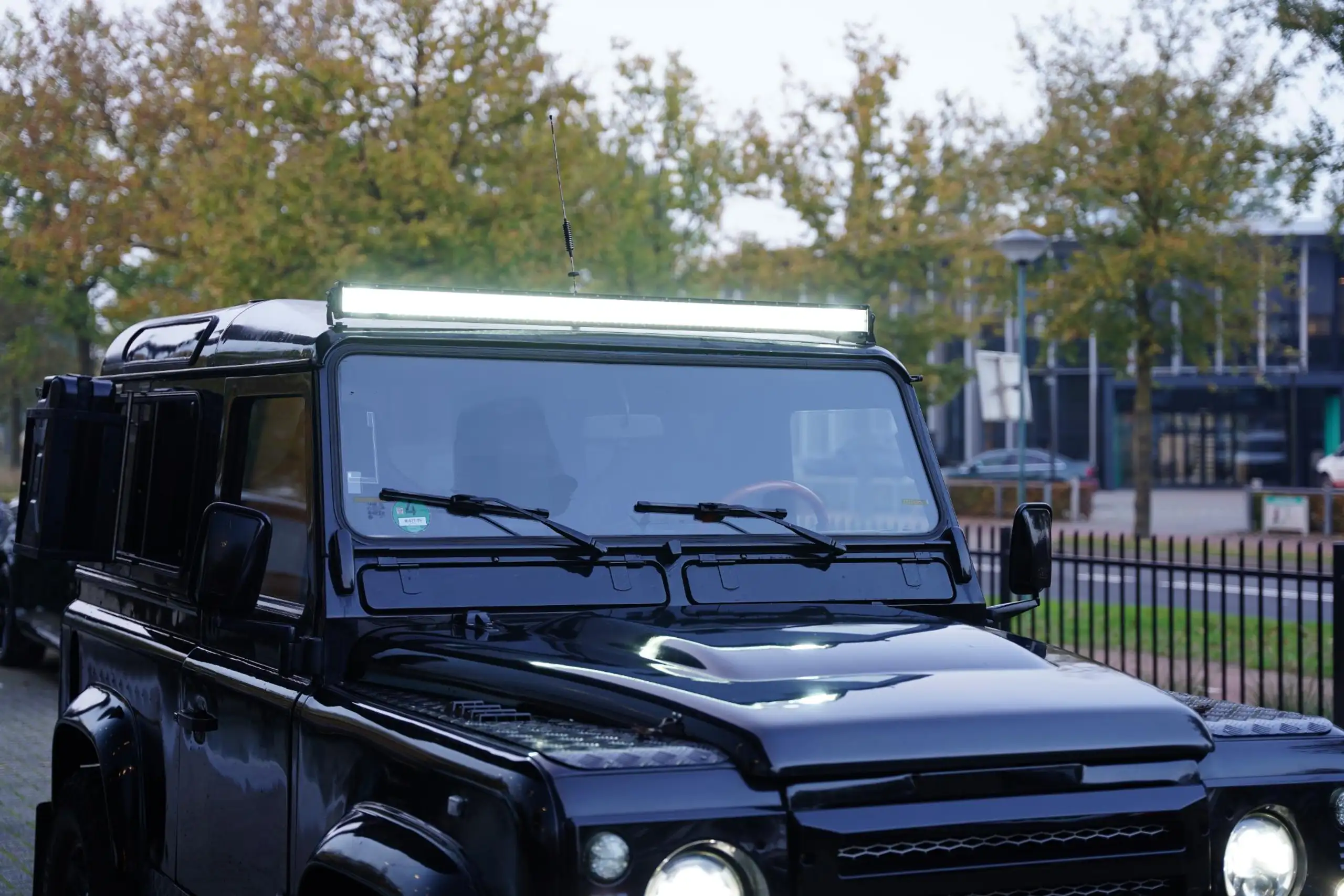 Land Rover - Defender