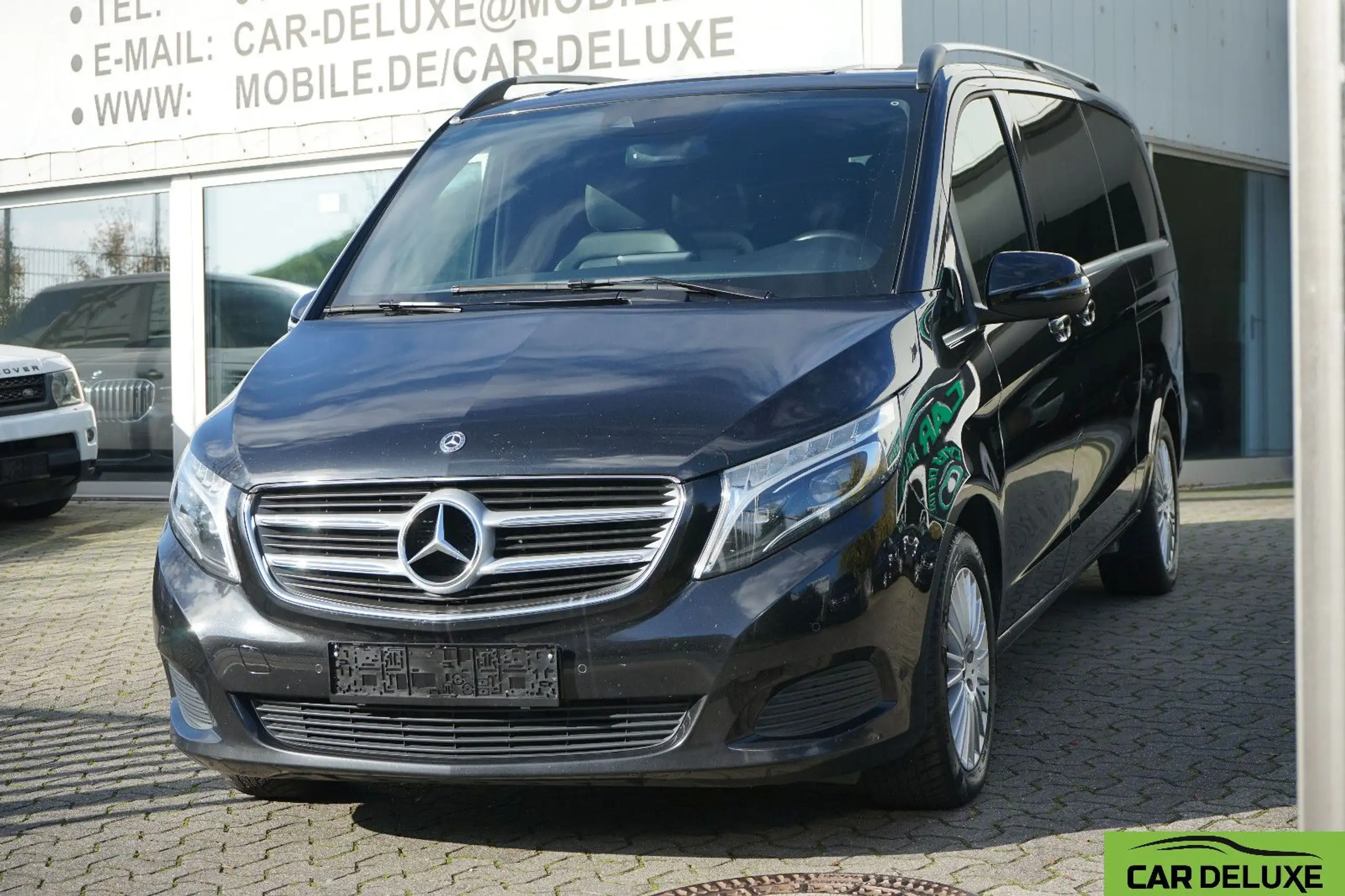 Mercedes-Benz - V 250