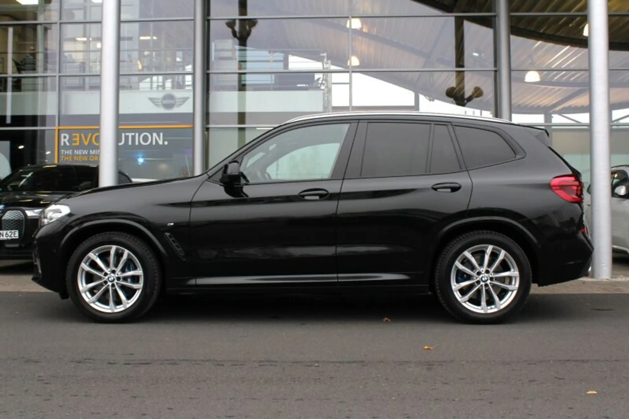 BMW - X3