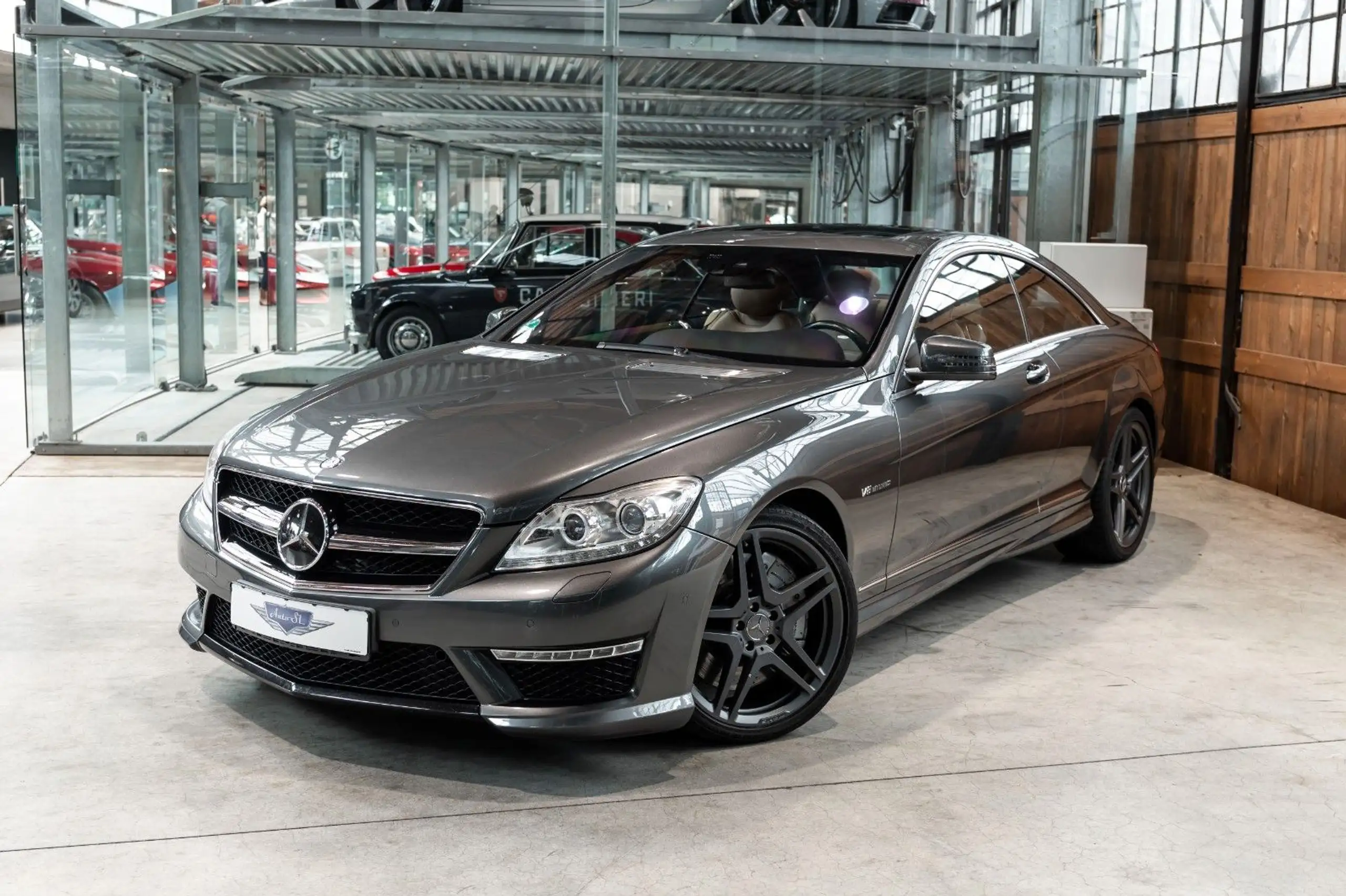 Mercedes-Benz - CL 63 AMG