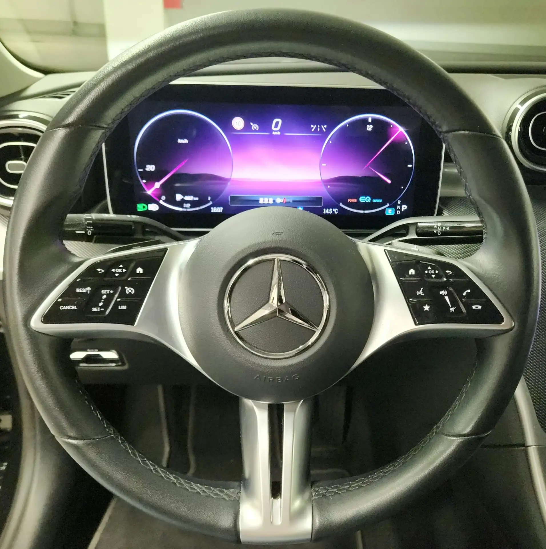 Mercedes-Benz - C 220