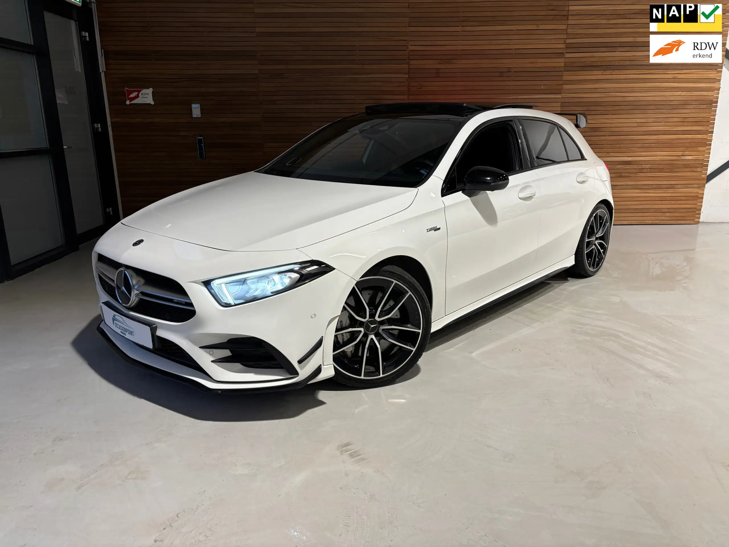 Mercedes-Benz - A 35 AMG