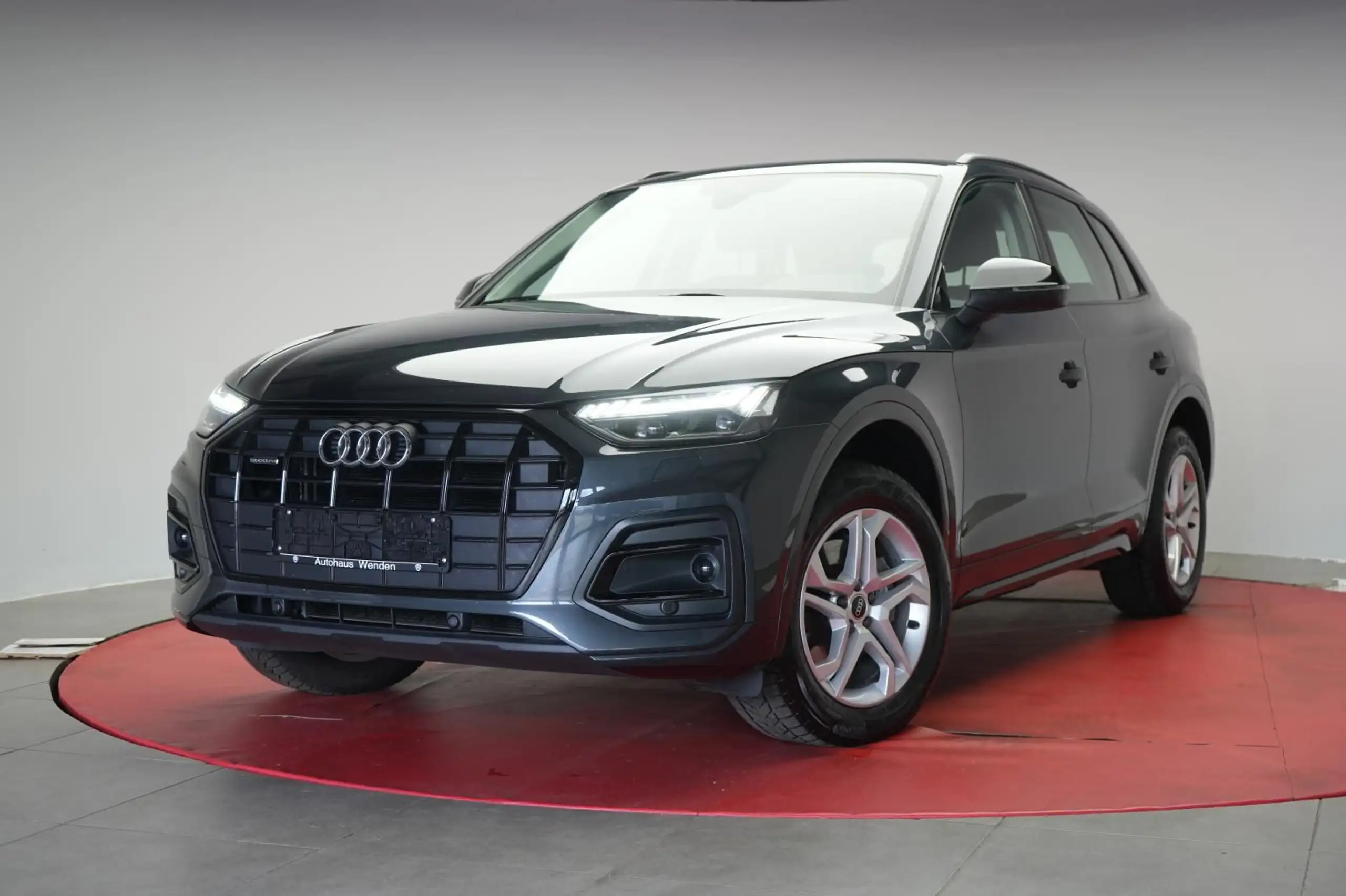 Audi - Q5