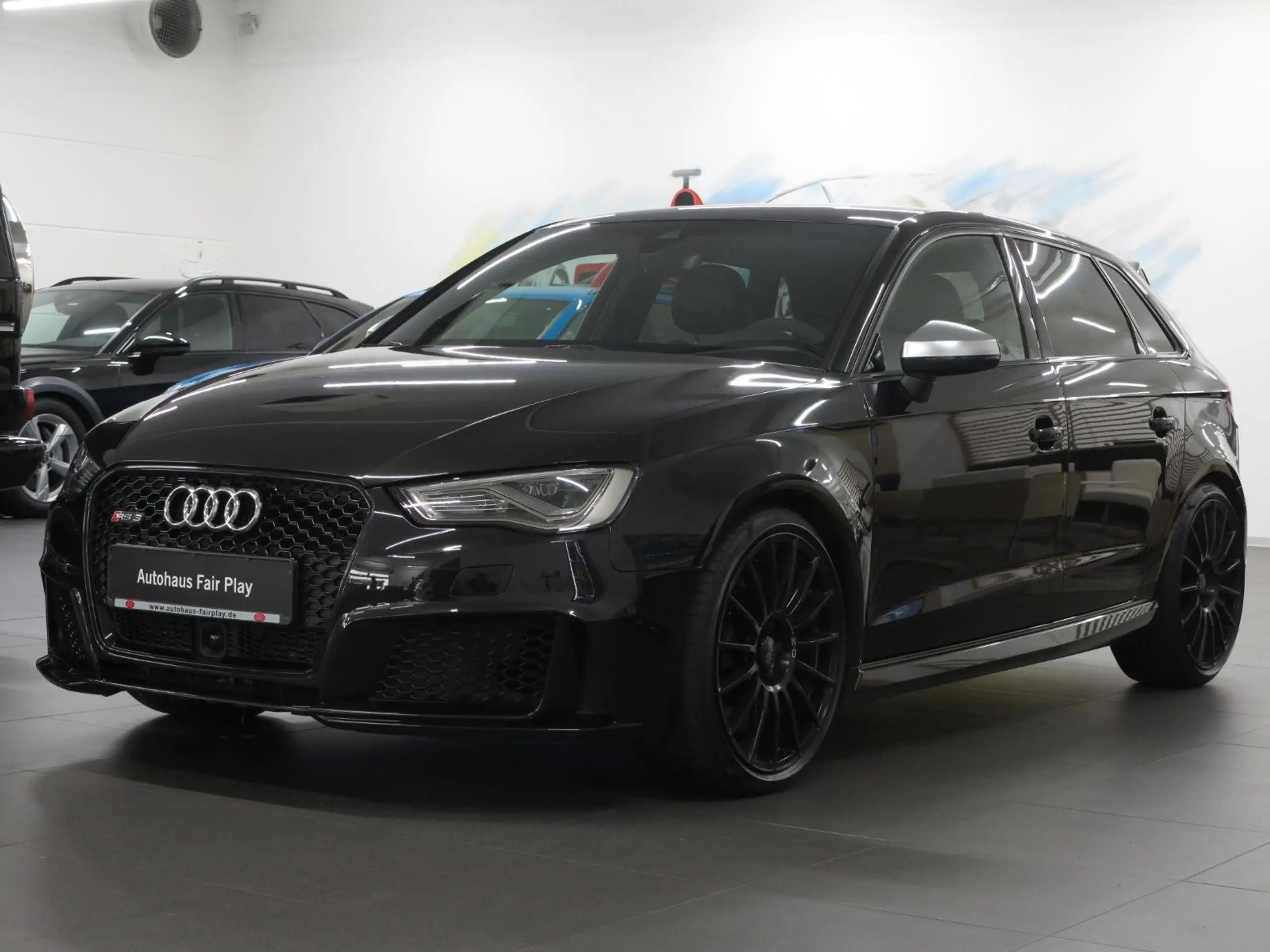 Audi - RS3