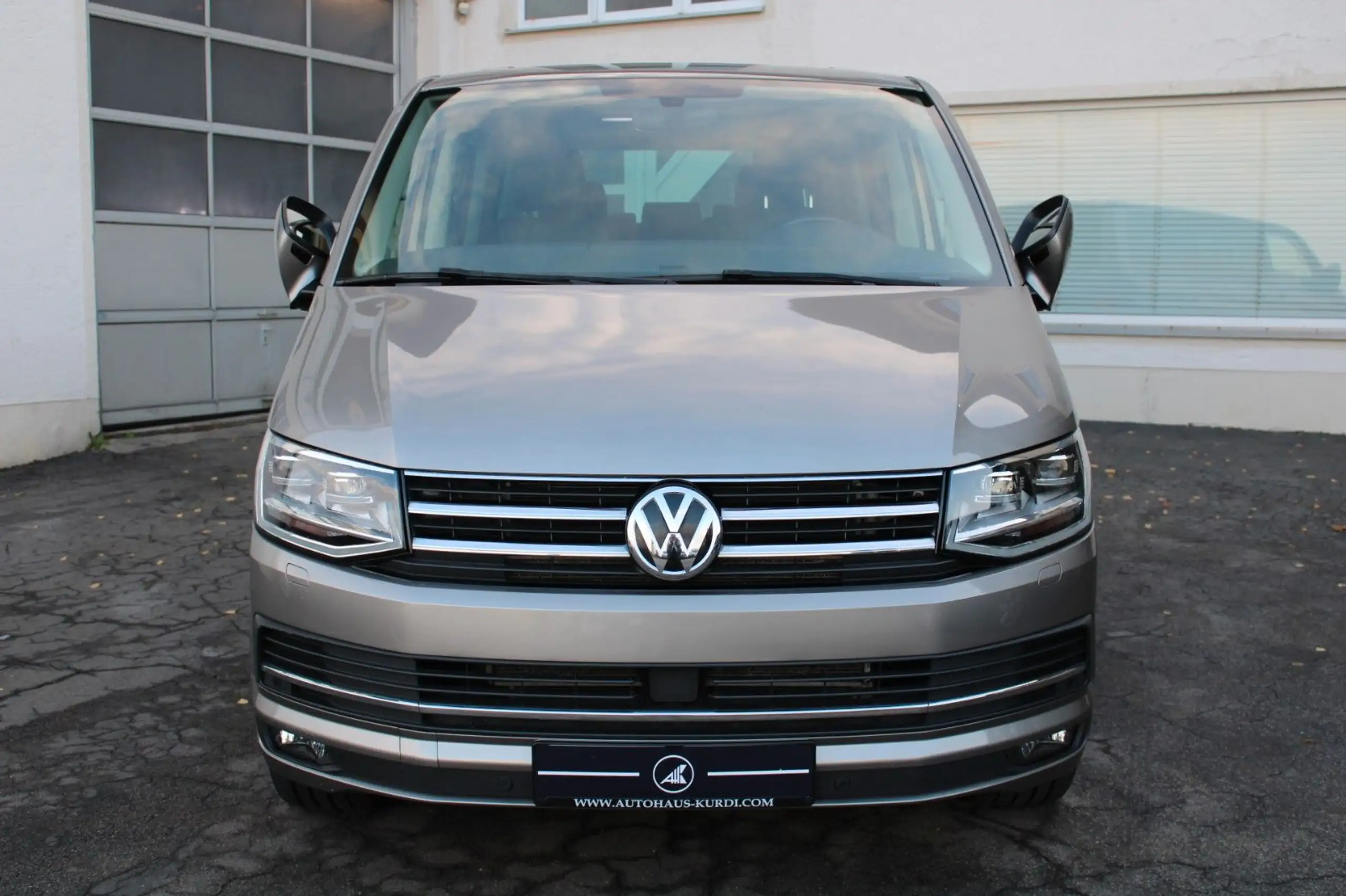 Volkswagen - T6 Multivan