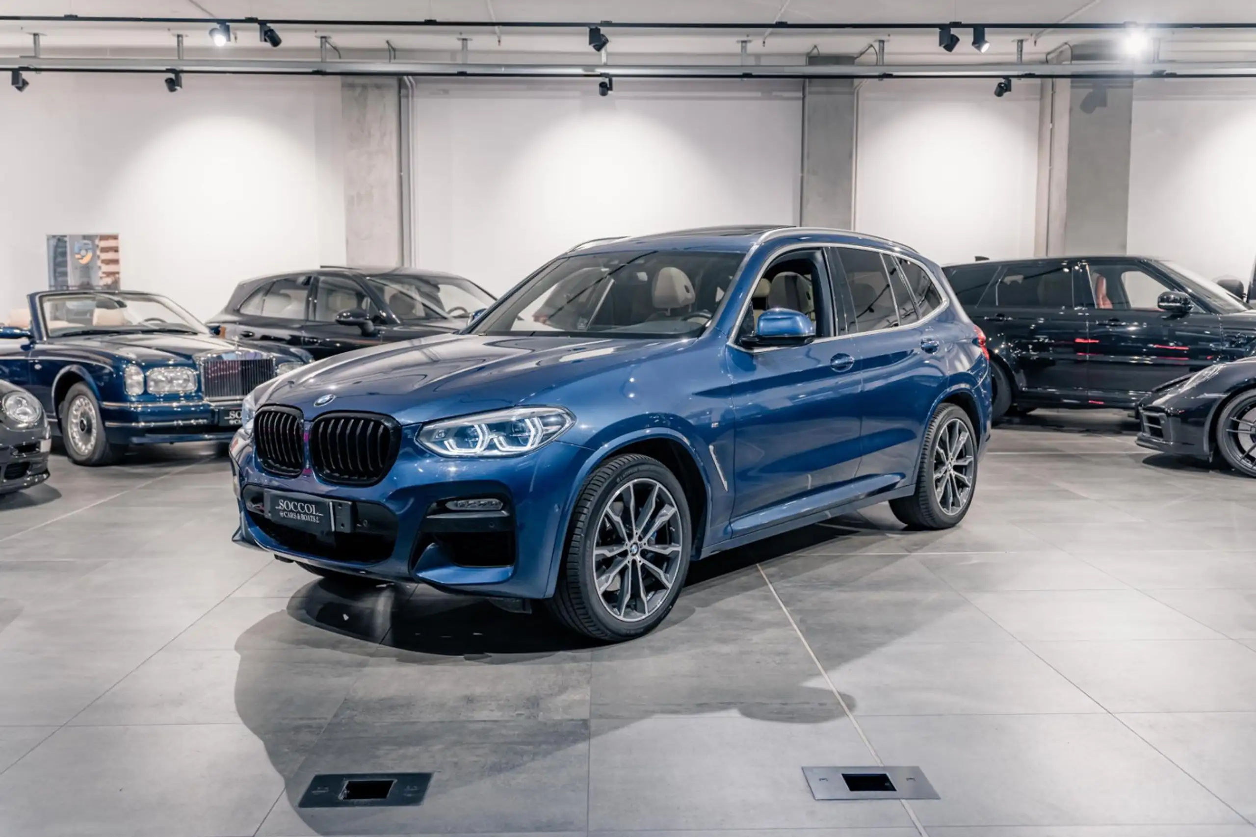 BMW - X3