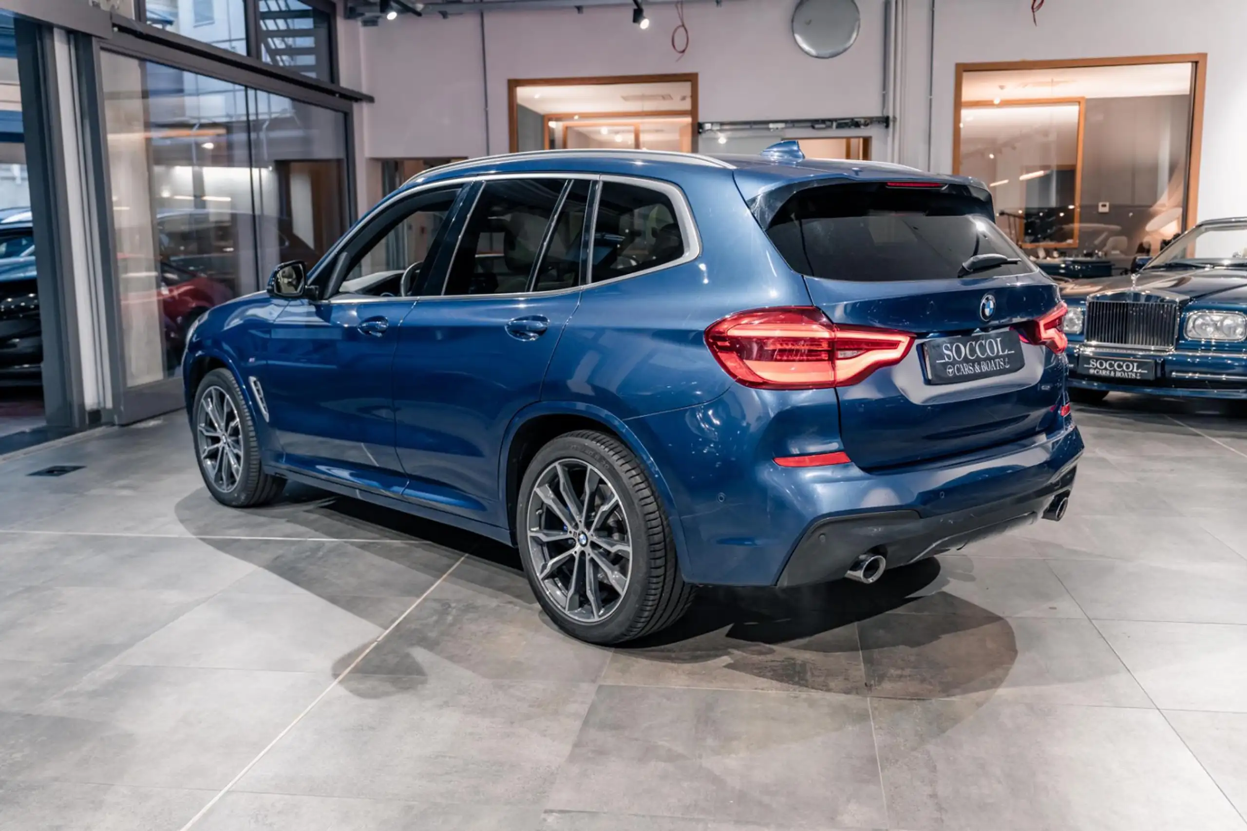 BMW - X3