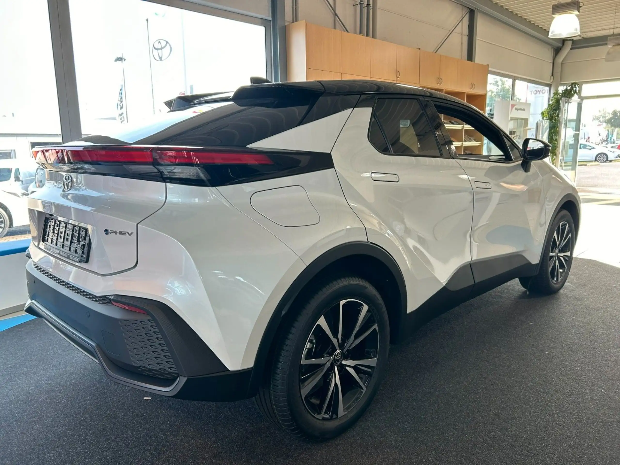 Toyota - C-HR