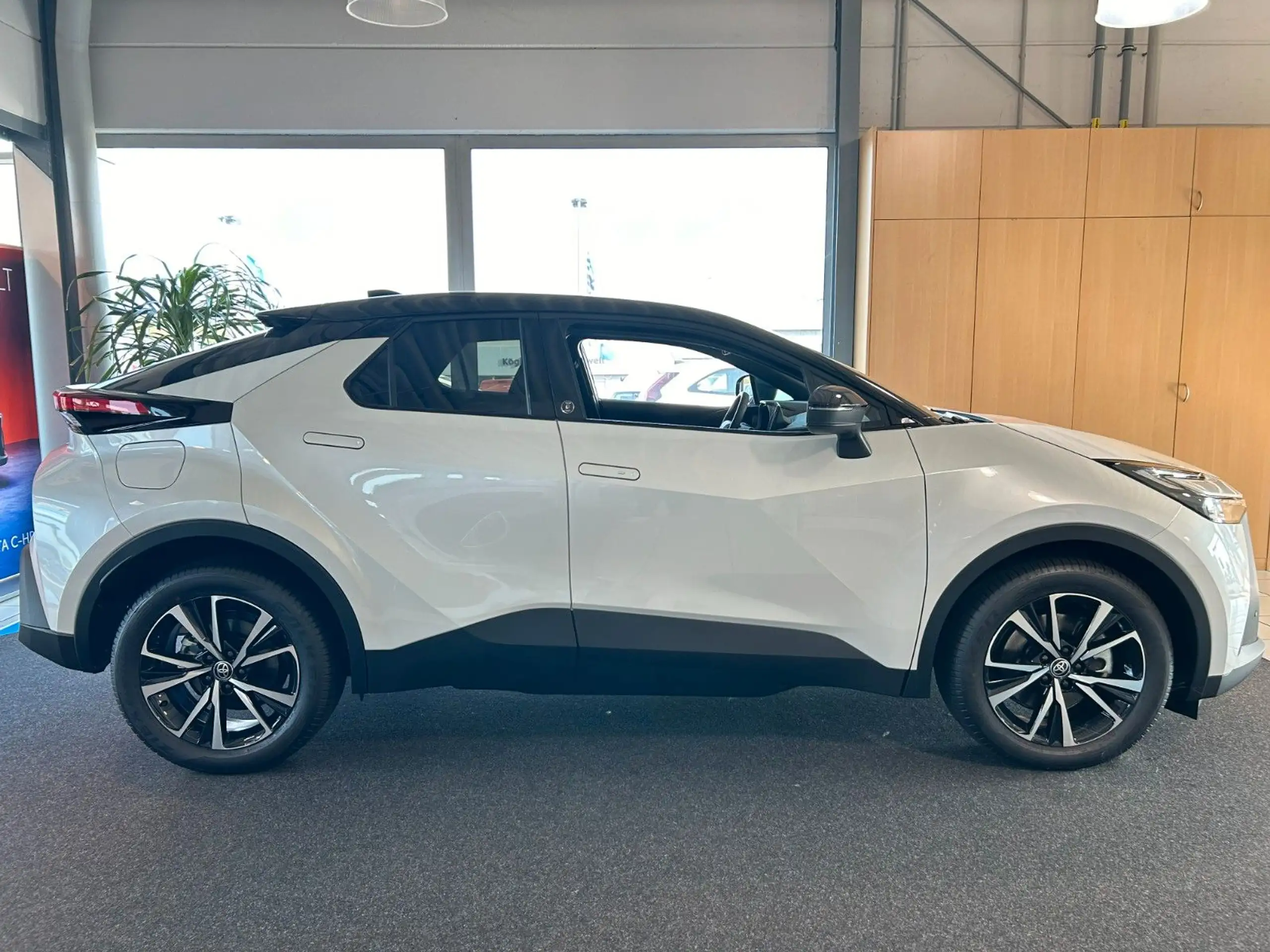 Toyota - C-HR