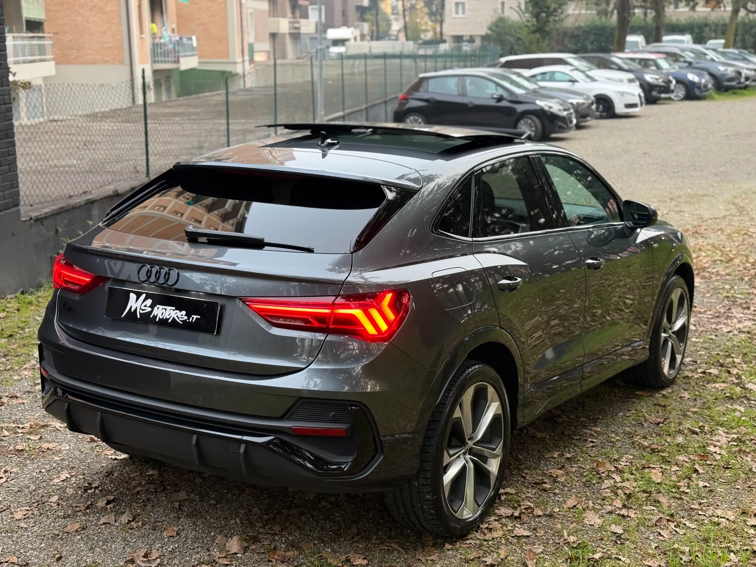 Audi - Q3