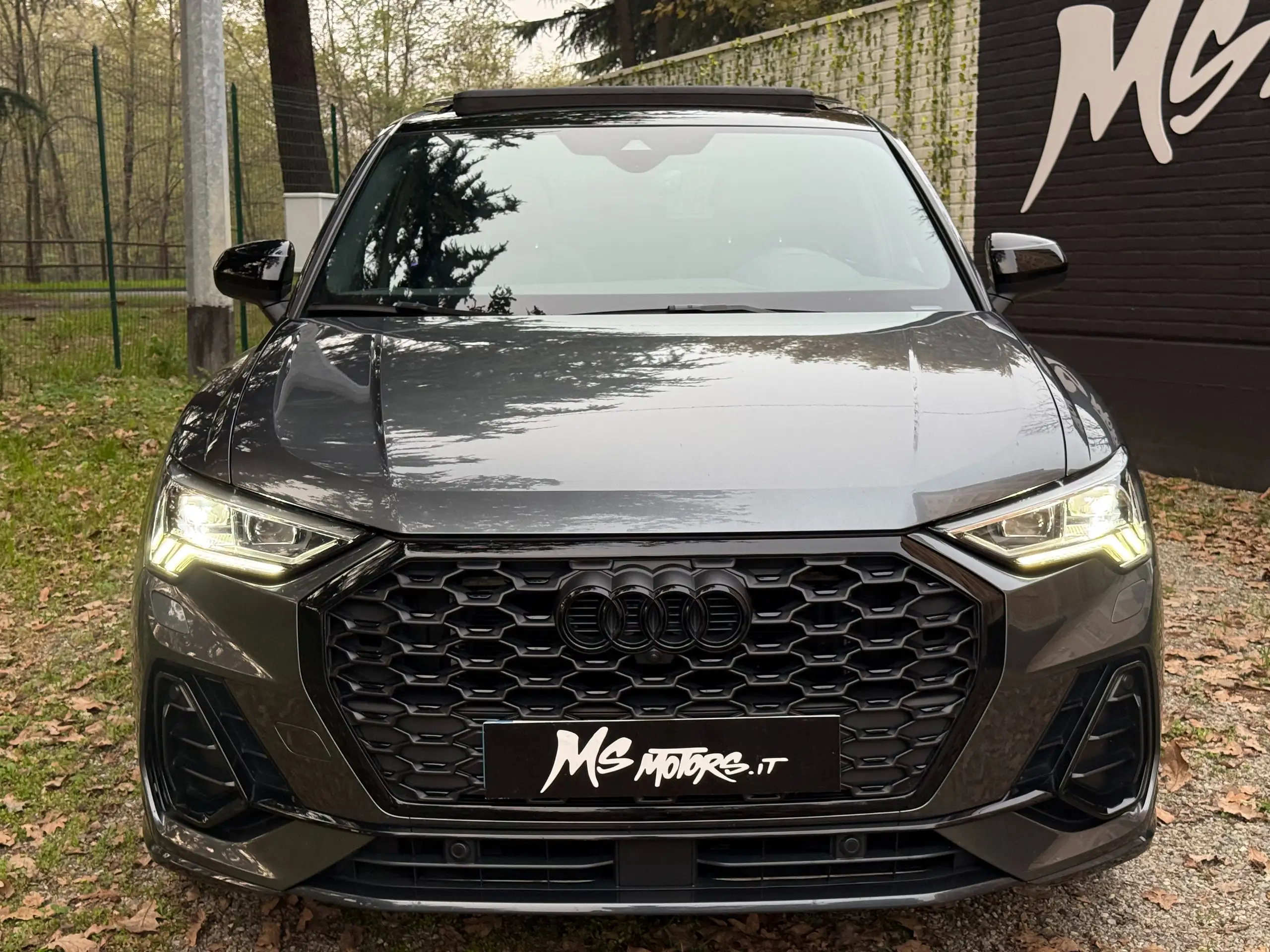 Audi - Q3