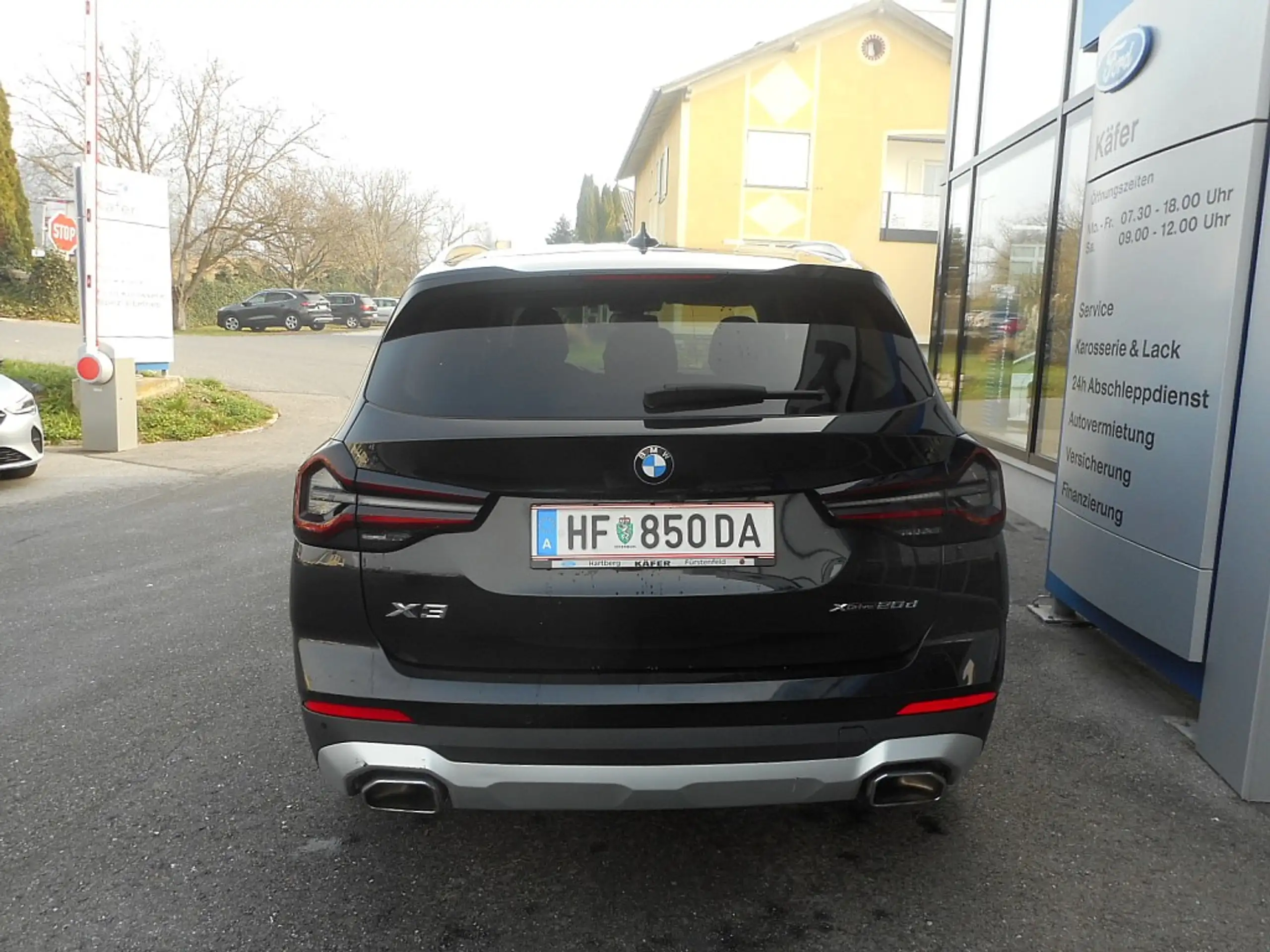 BMW - X3