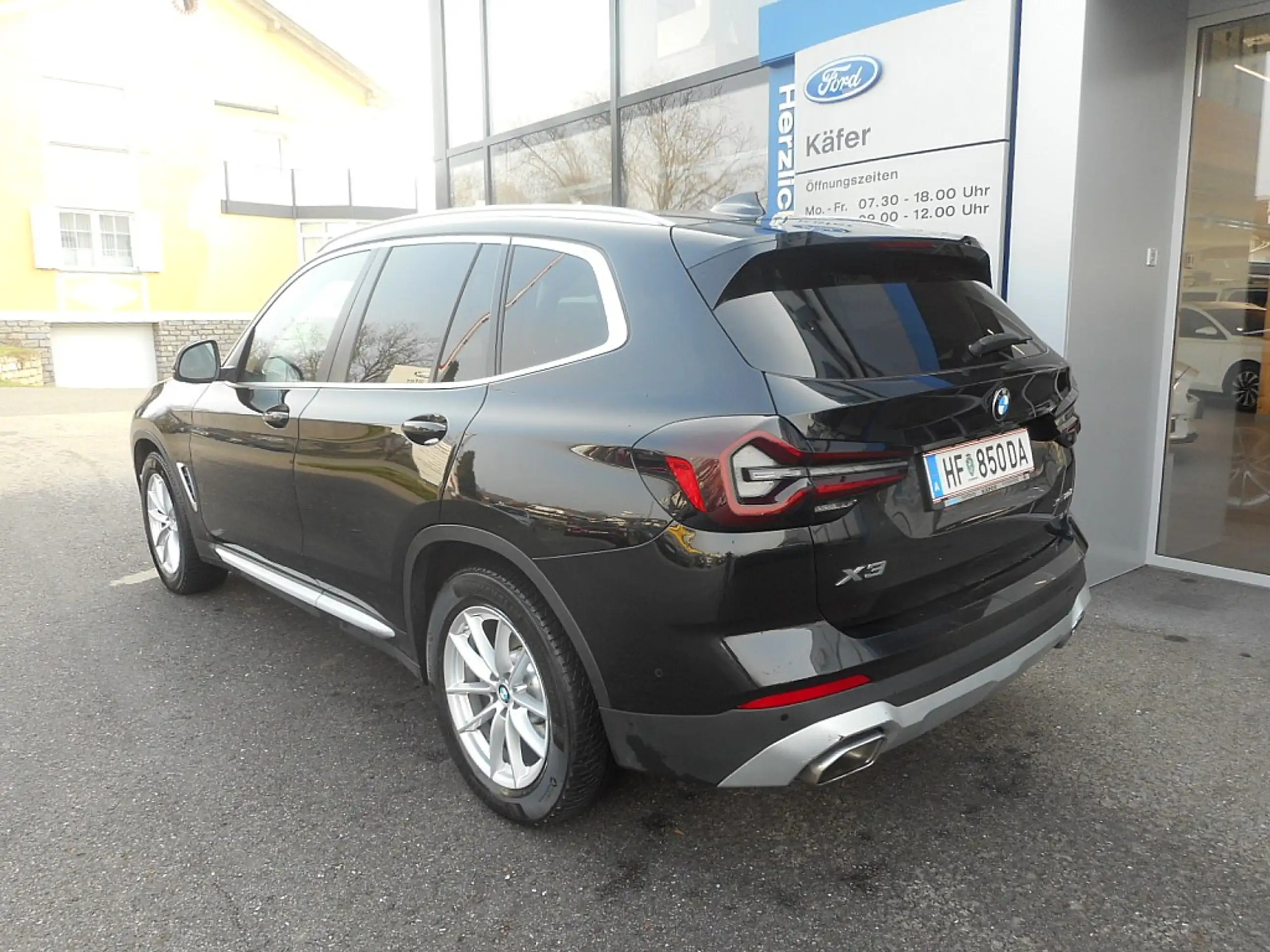 BMW - X3