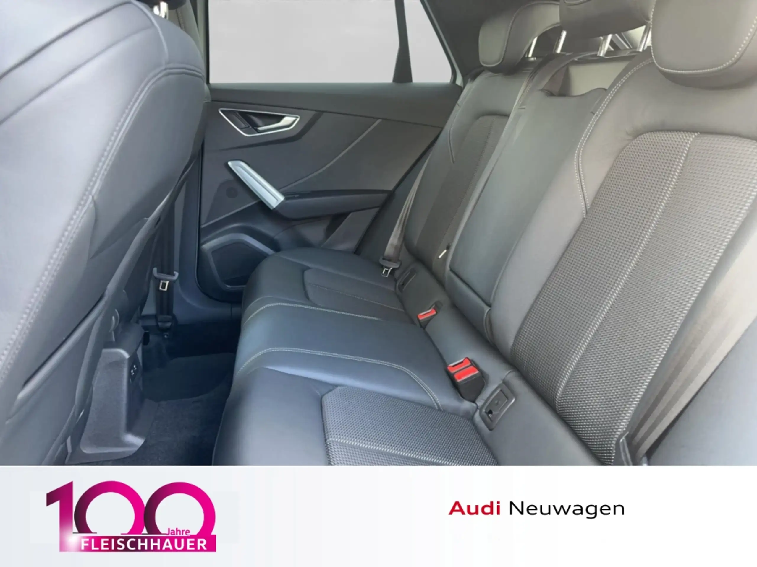 Audi - Q2