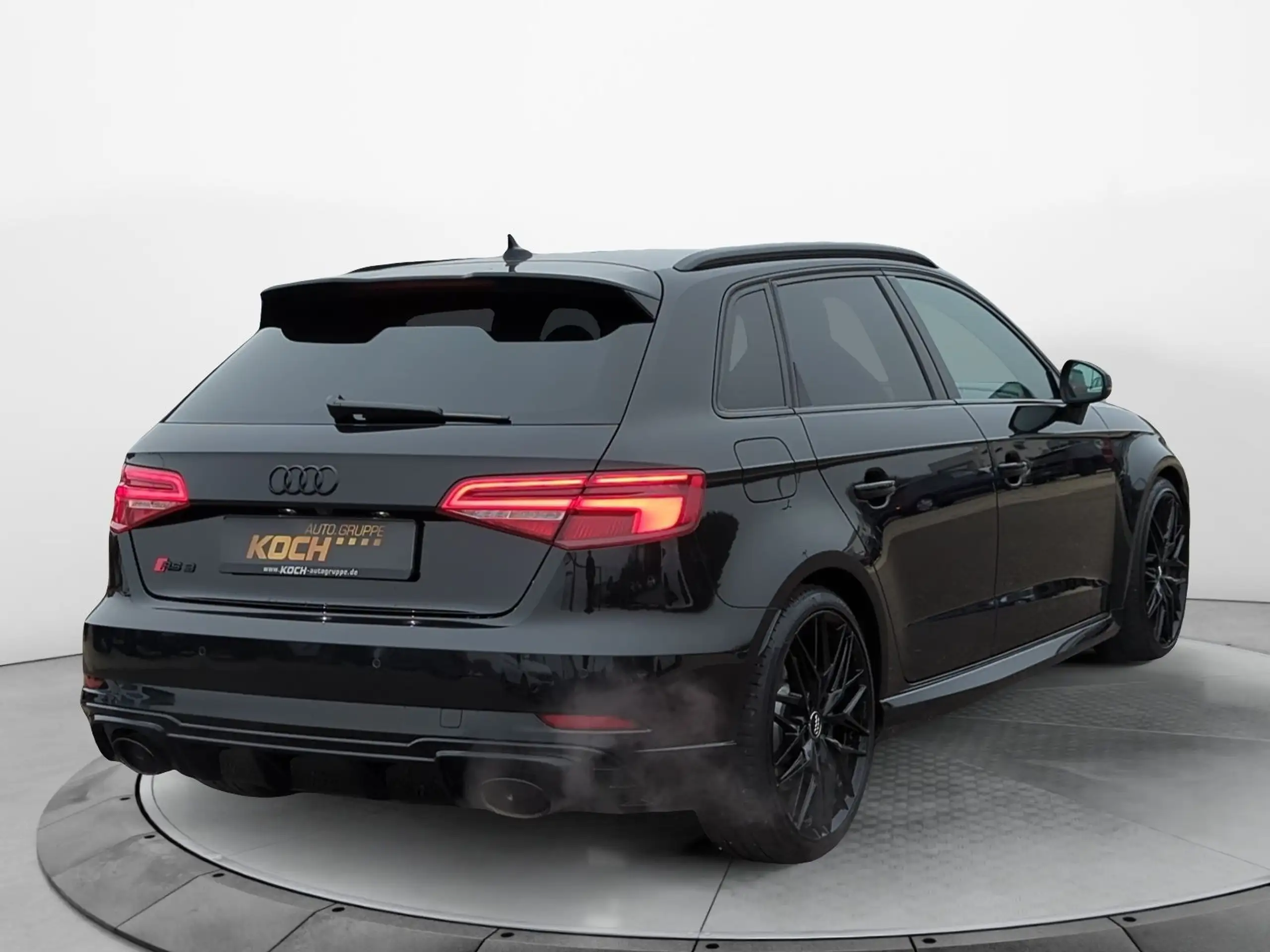 Audi - RS3