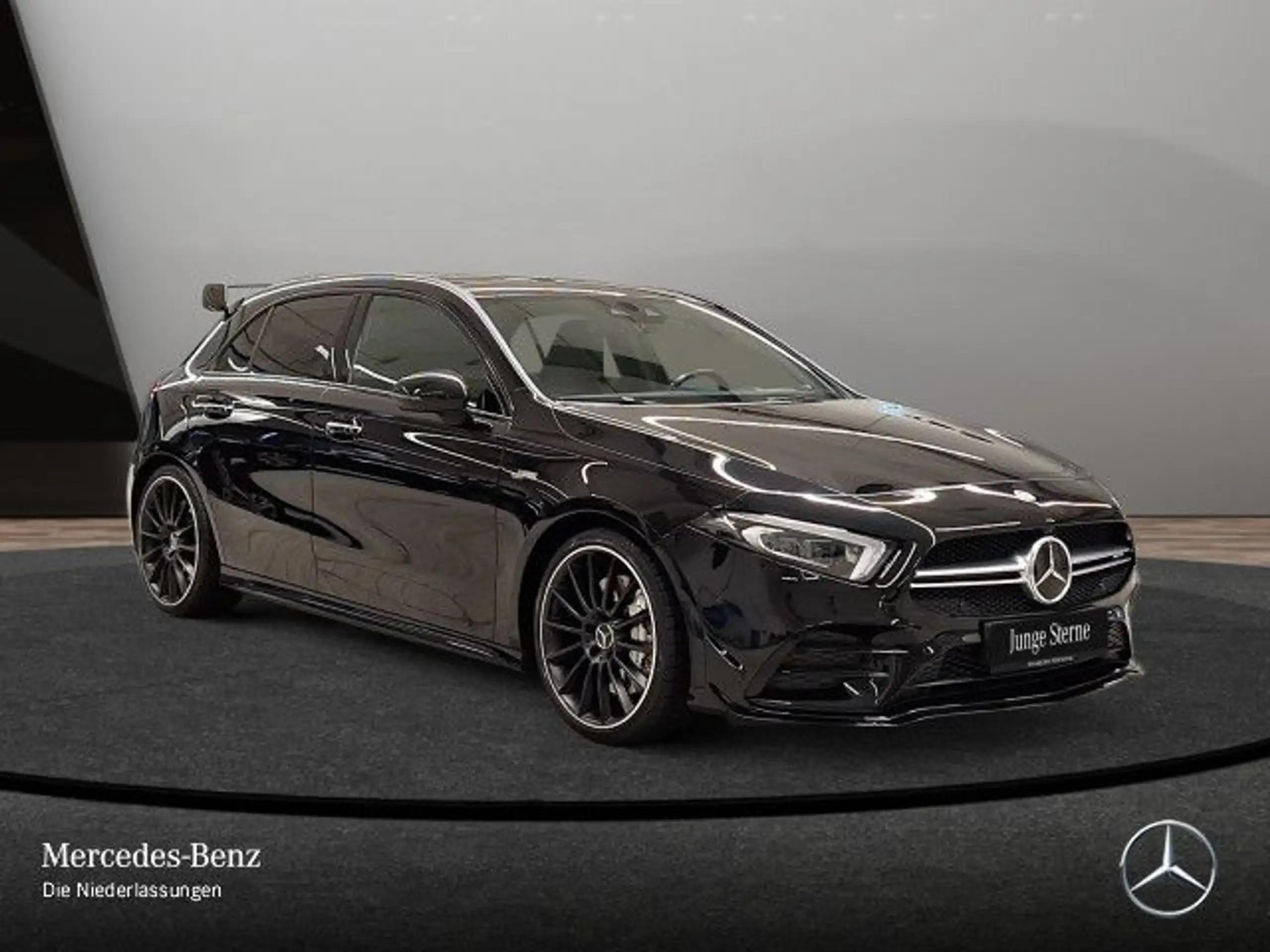 Mercedes-Benz - A 35 AMG