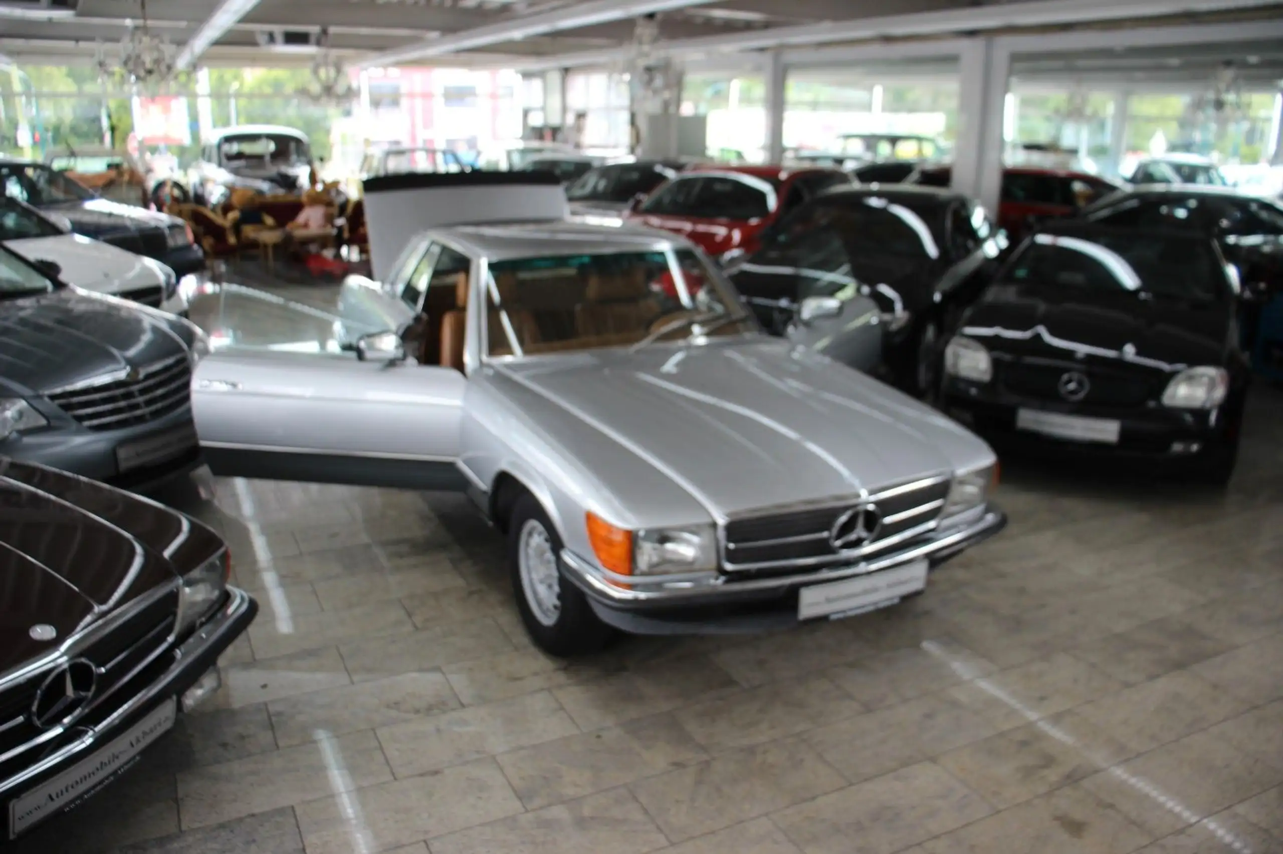 Mercedes-Benz - SLC 300