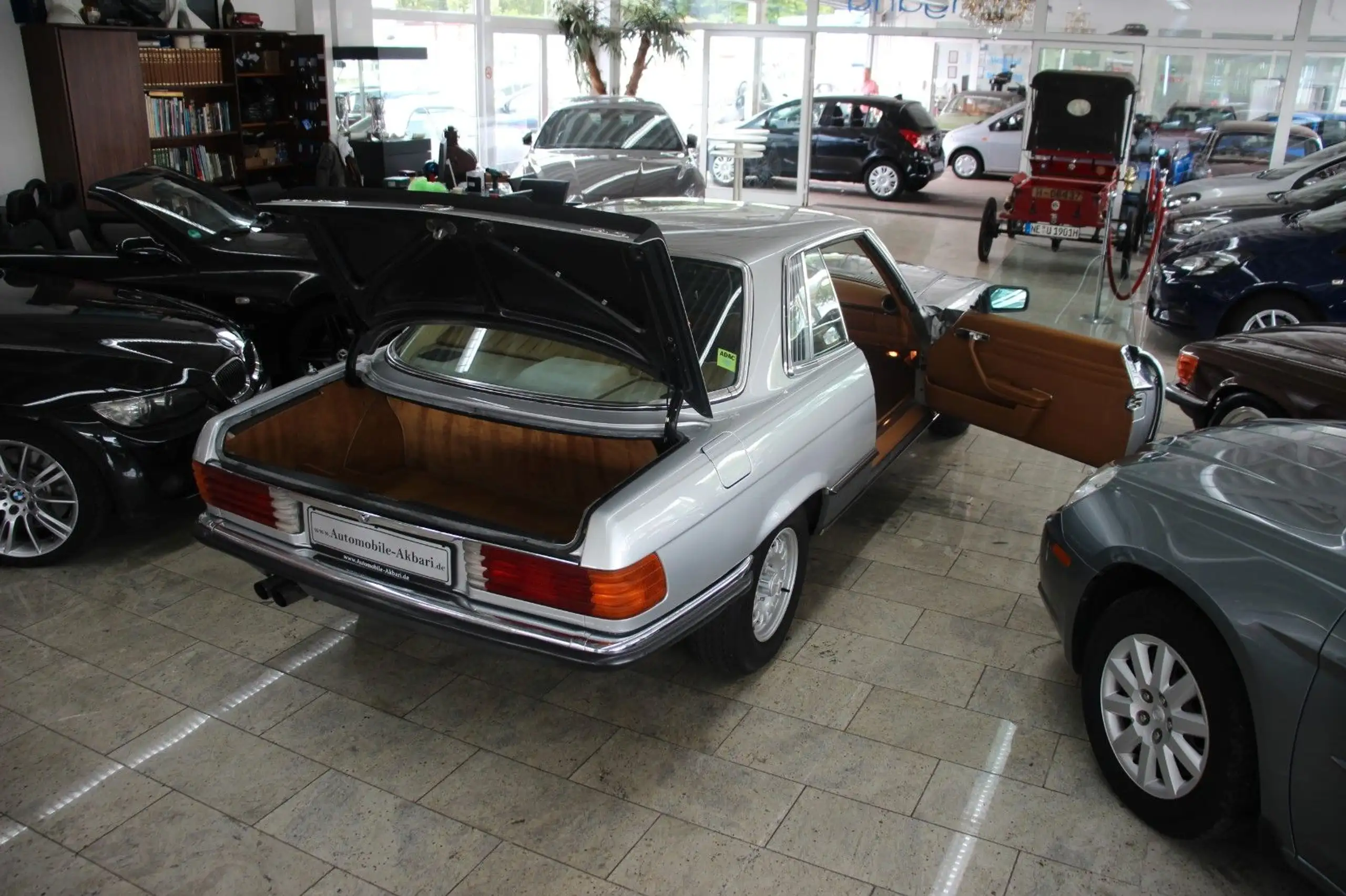 Mercedes-Benz - SLC 300