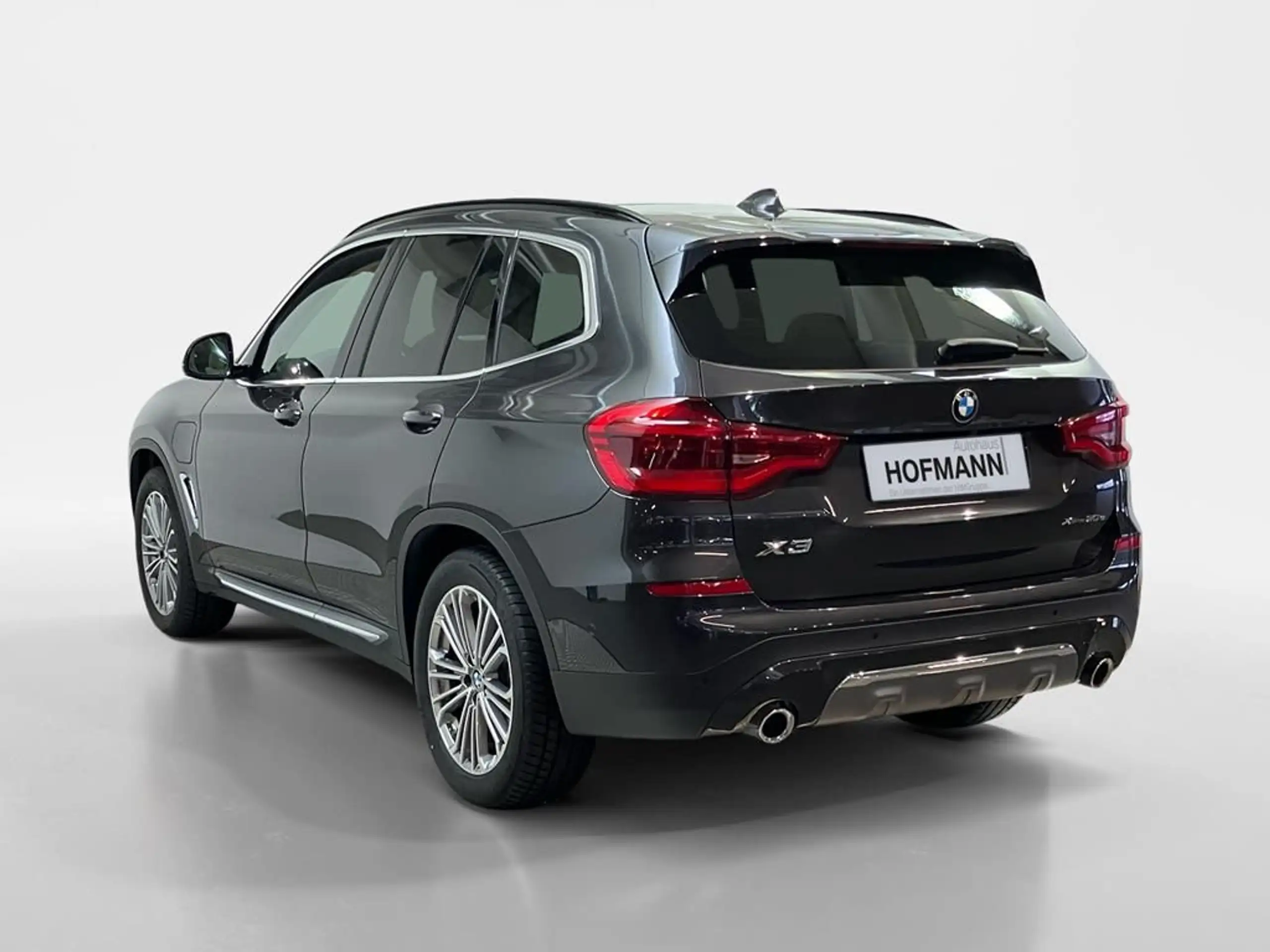 BMW - X3