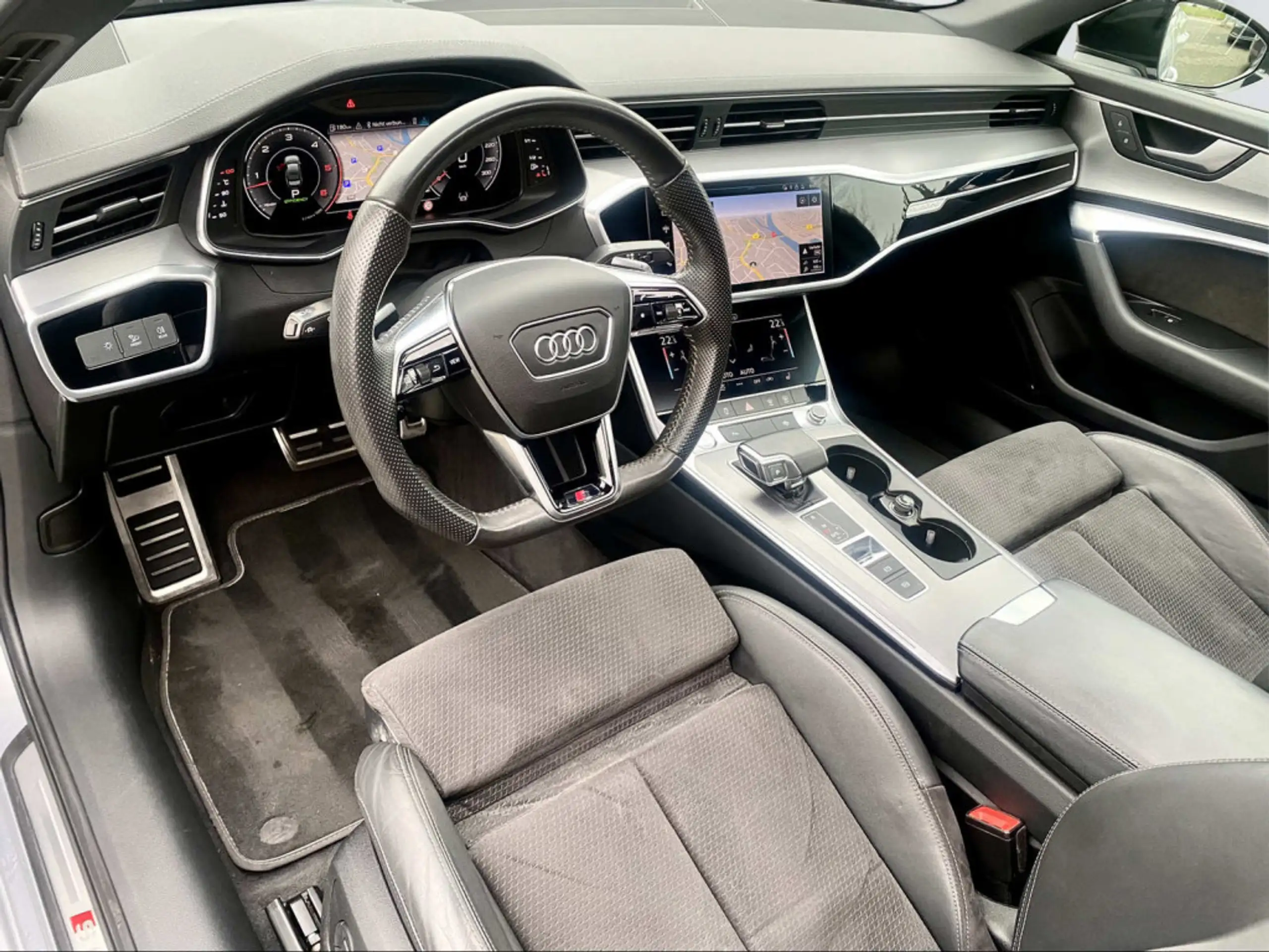 Audi - A6