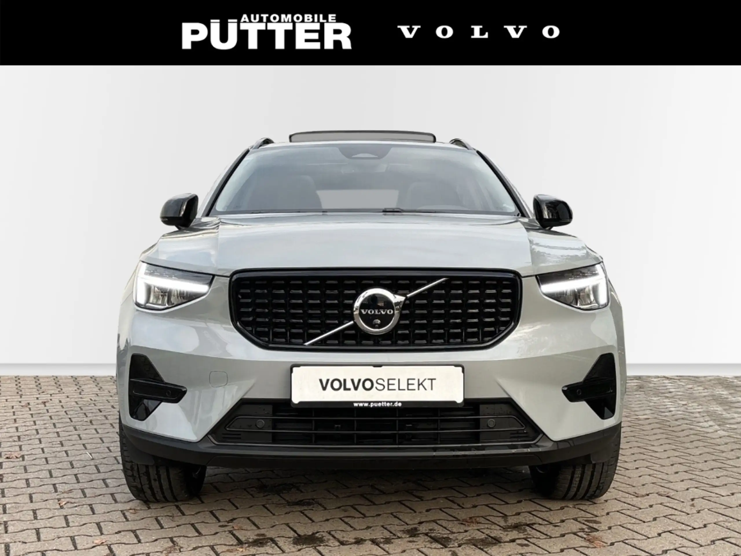 Volvo - XC40