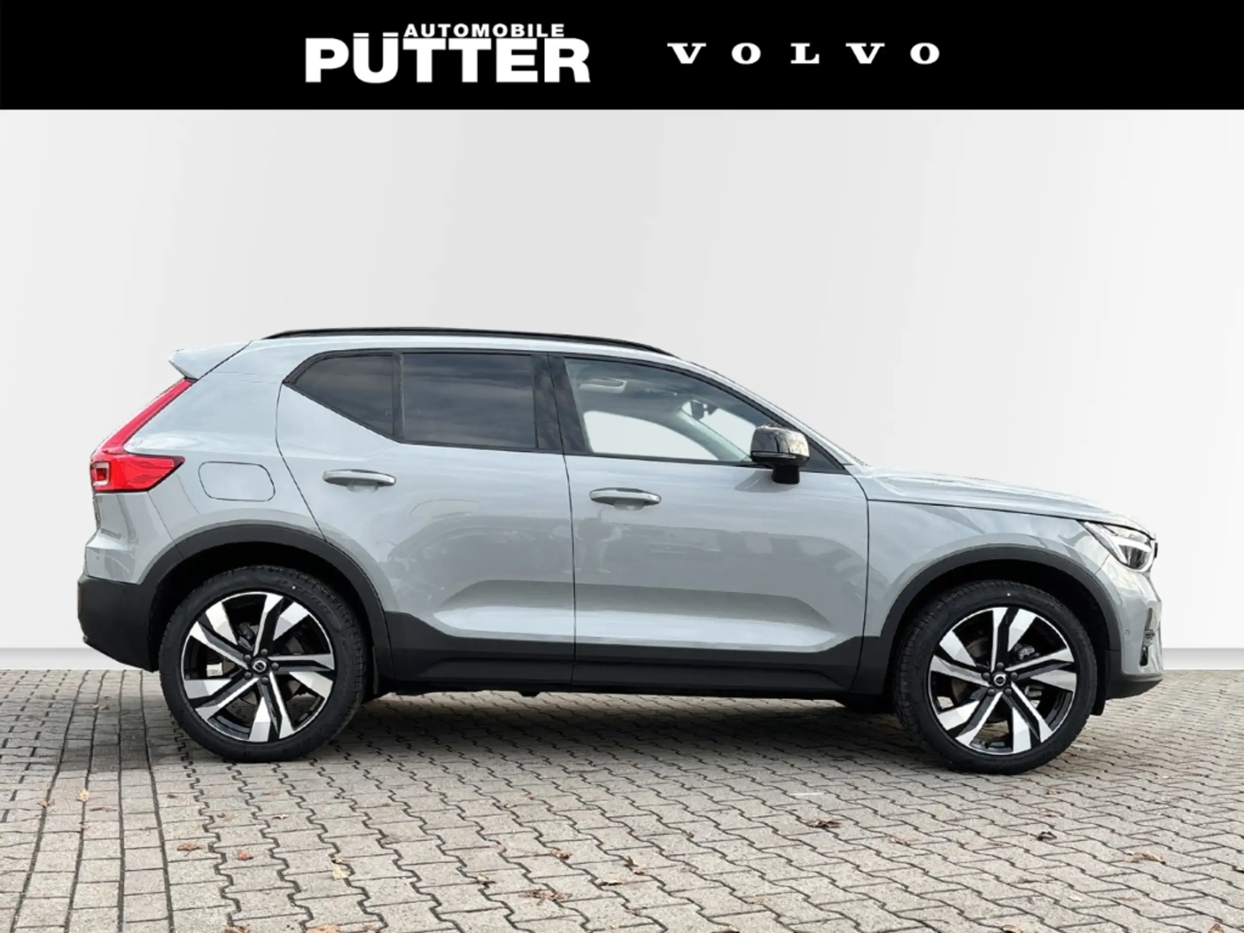 Volvo - XC40