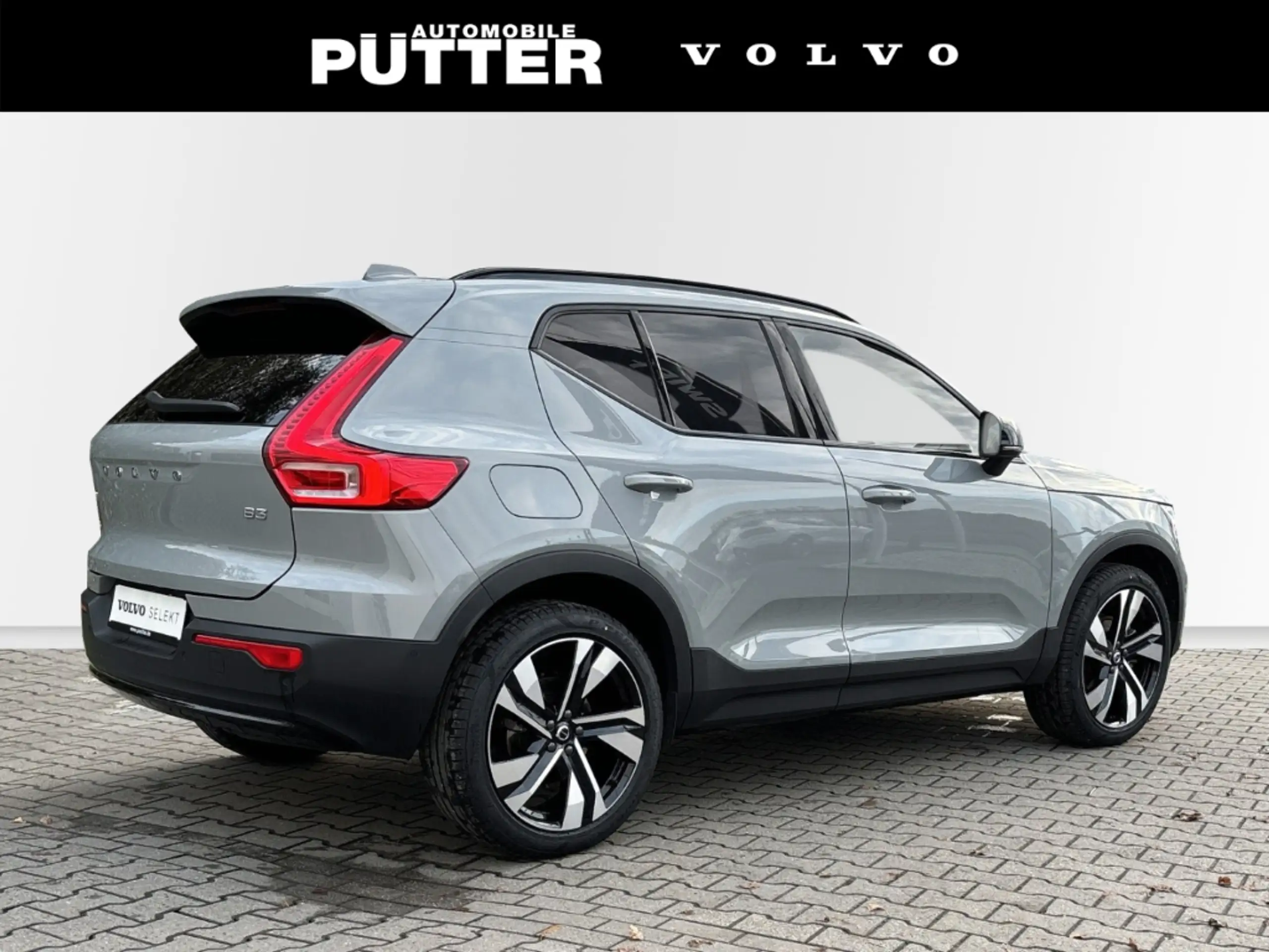 Volvo - XC40