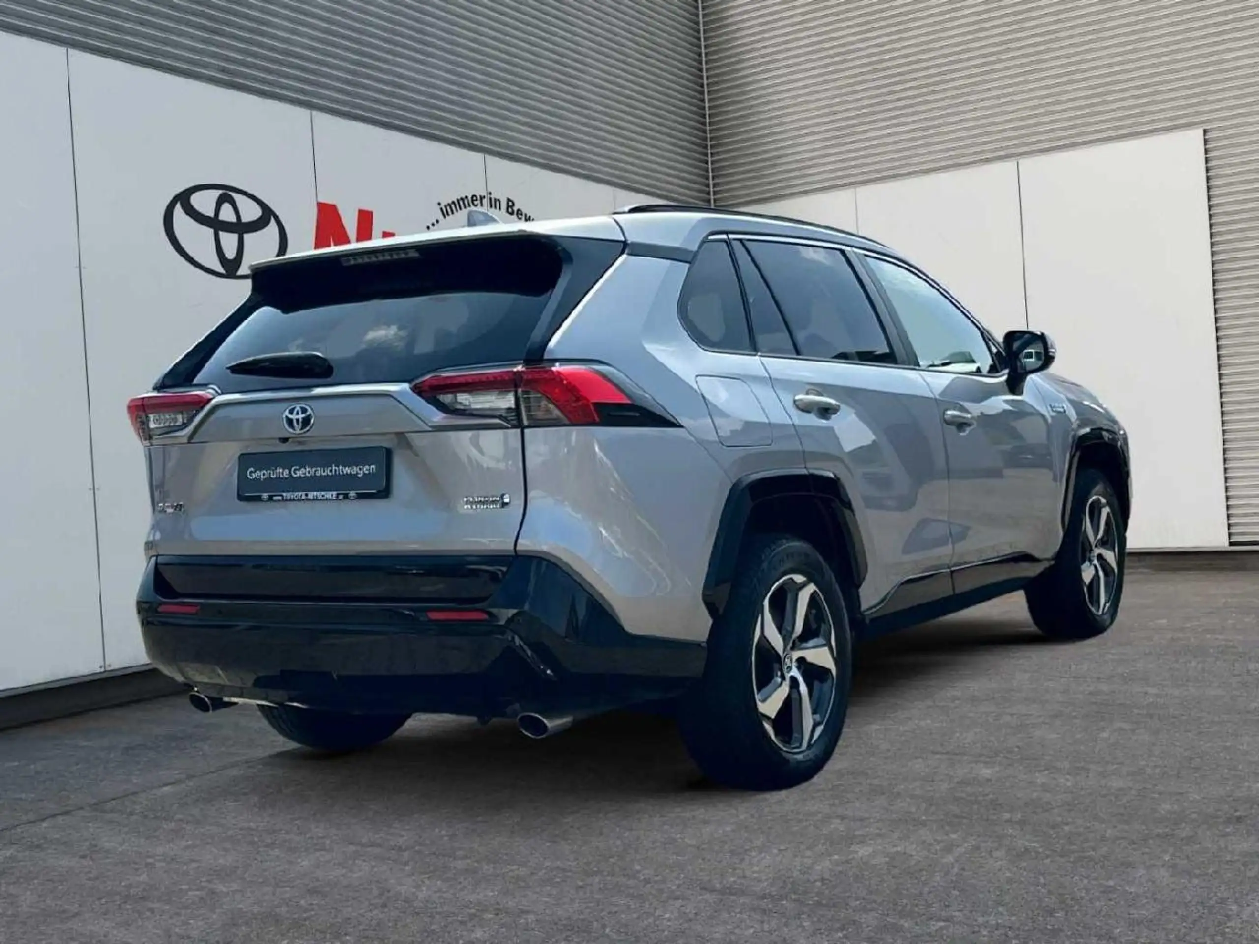 Toyota - RAV 4