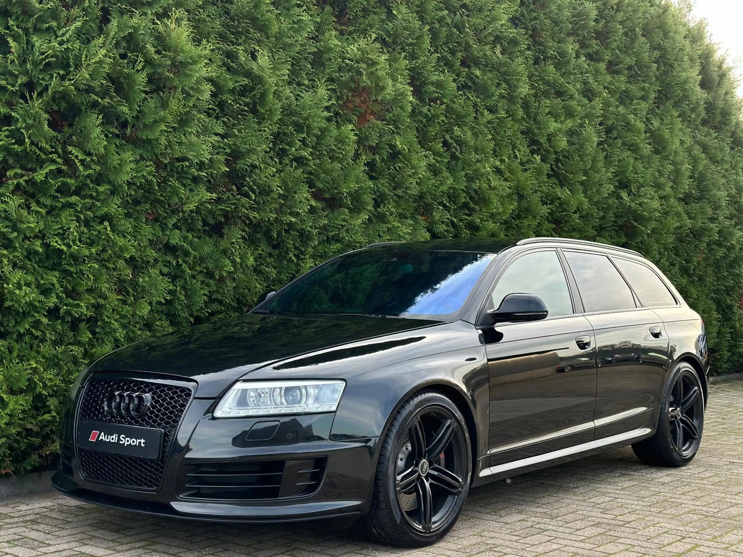 Audi - RS6