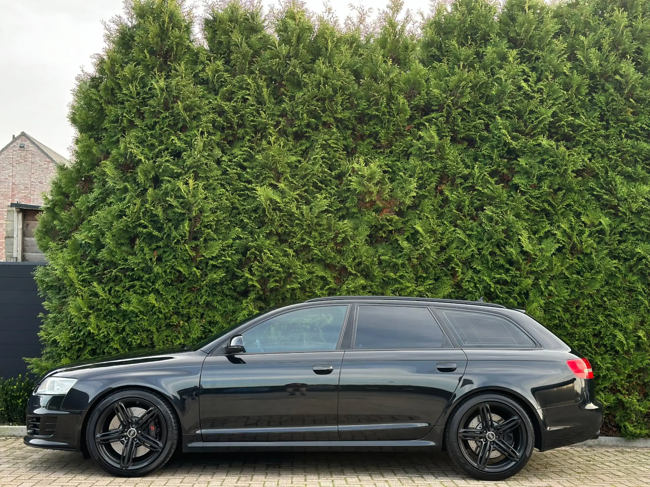 Audi - RS6