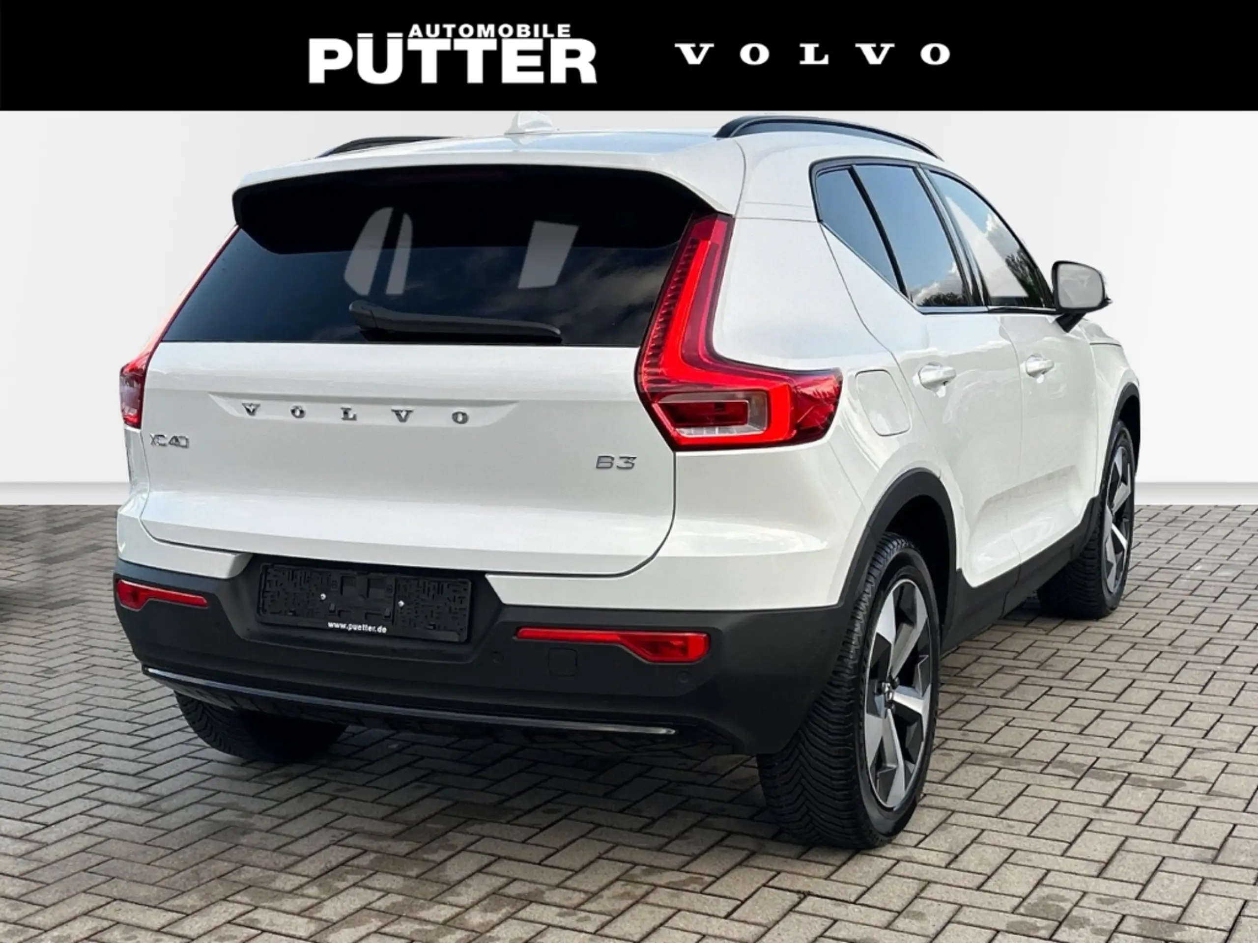 Volvo - XC40