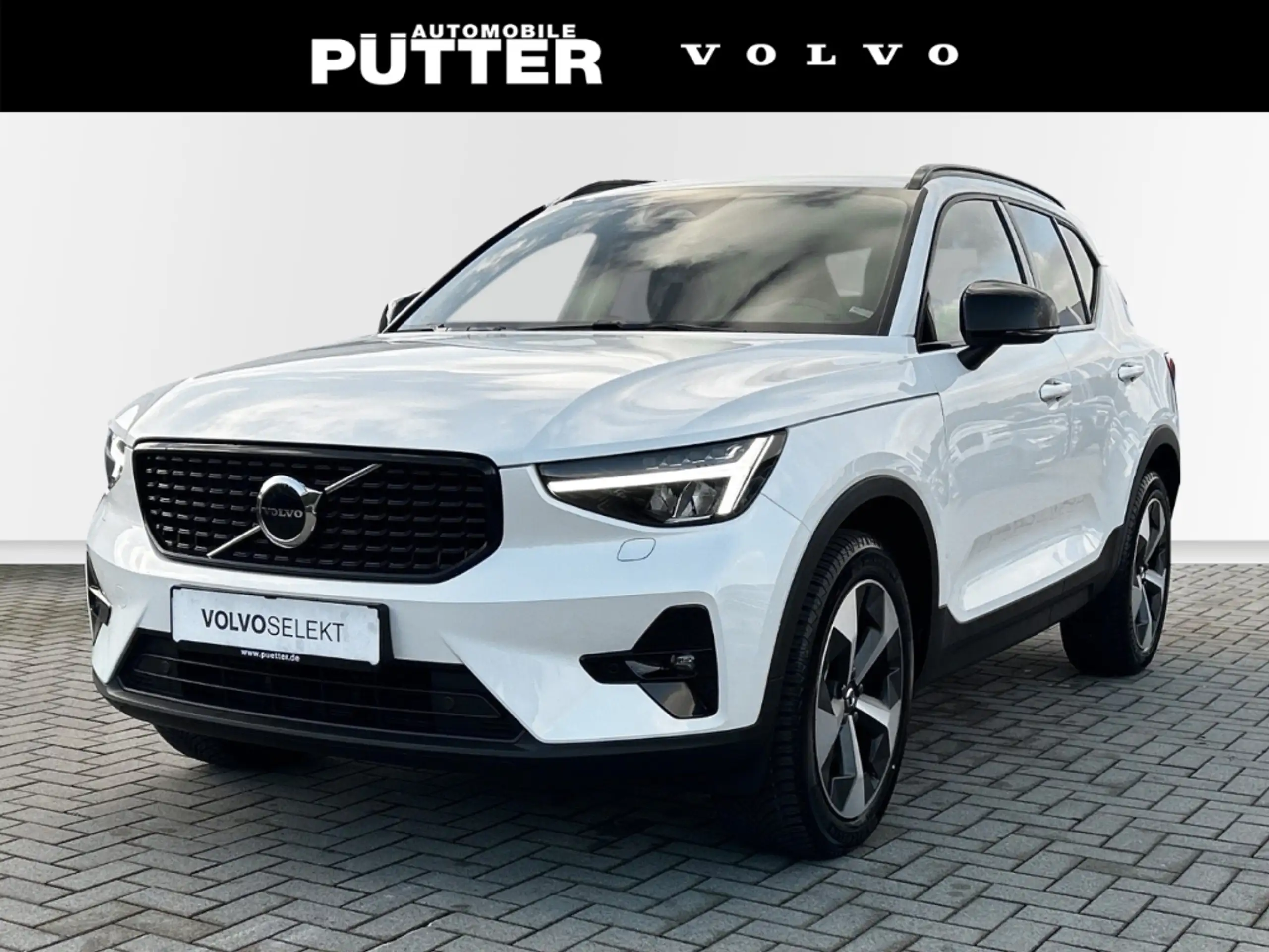 Volvo - XC40