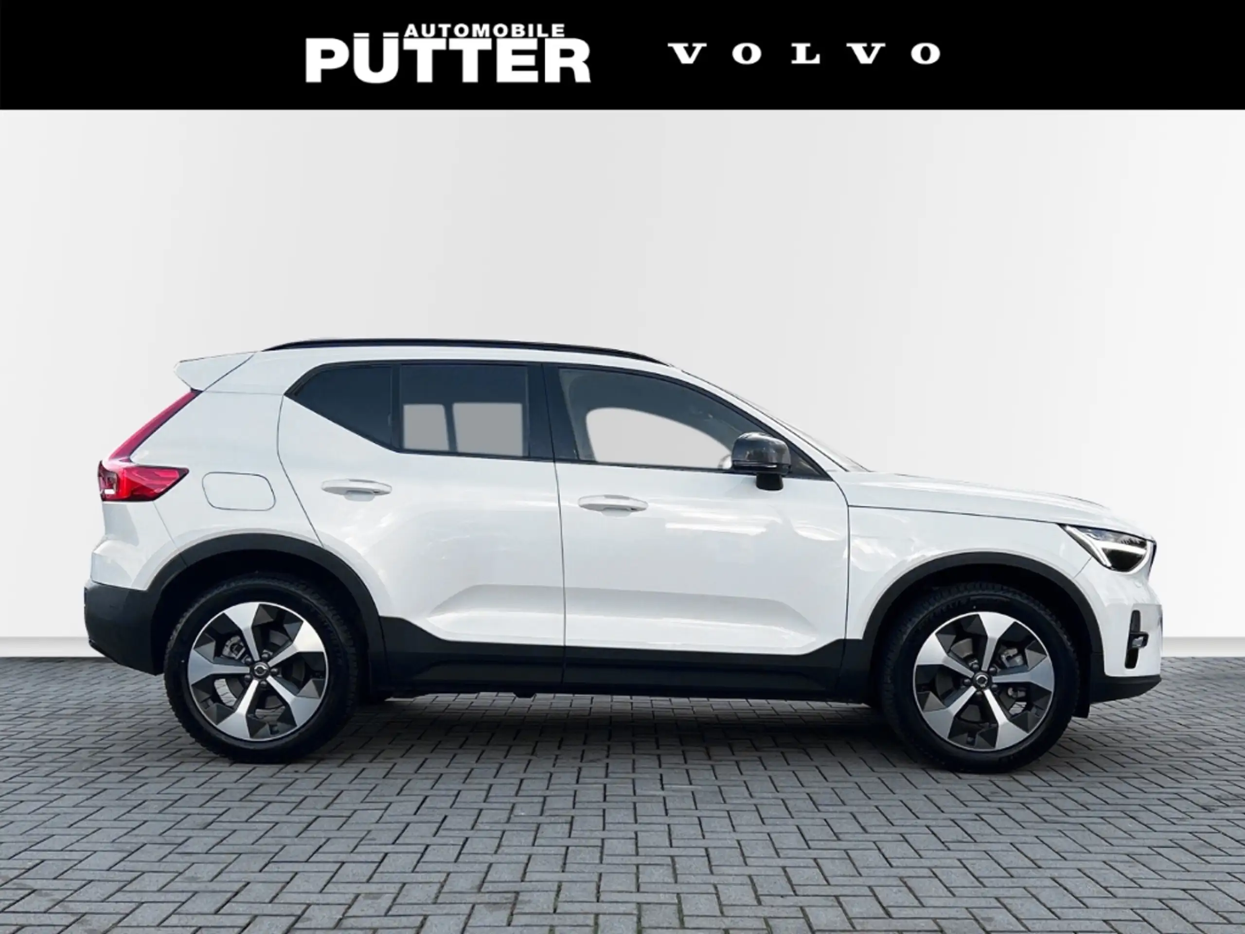 Volvo - XC40