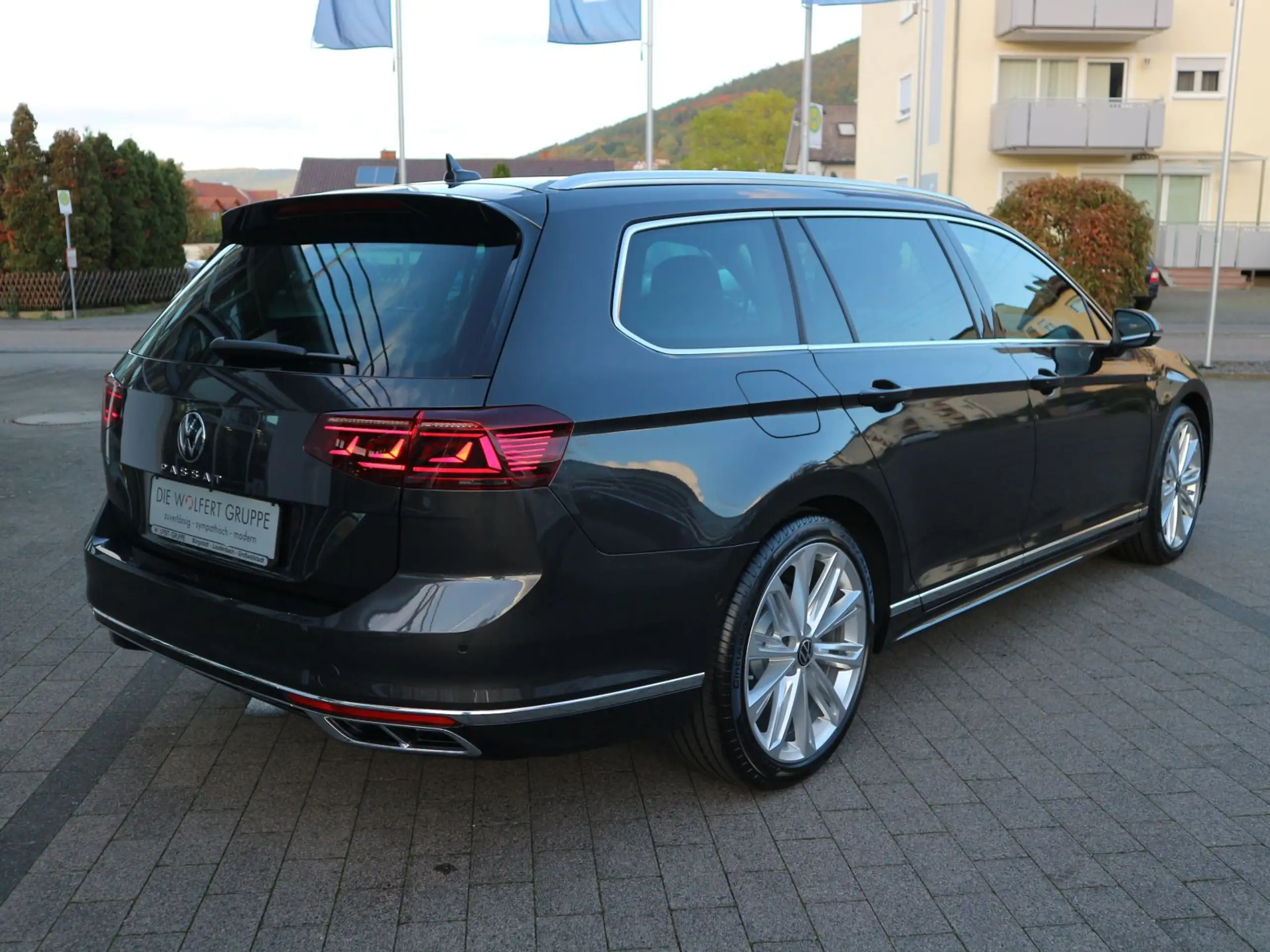 Volkswagen - Passat Variant