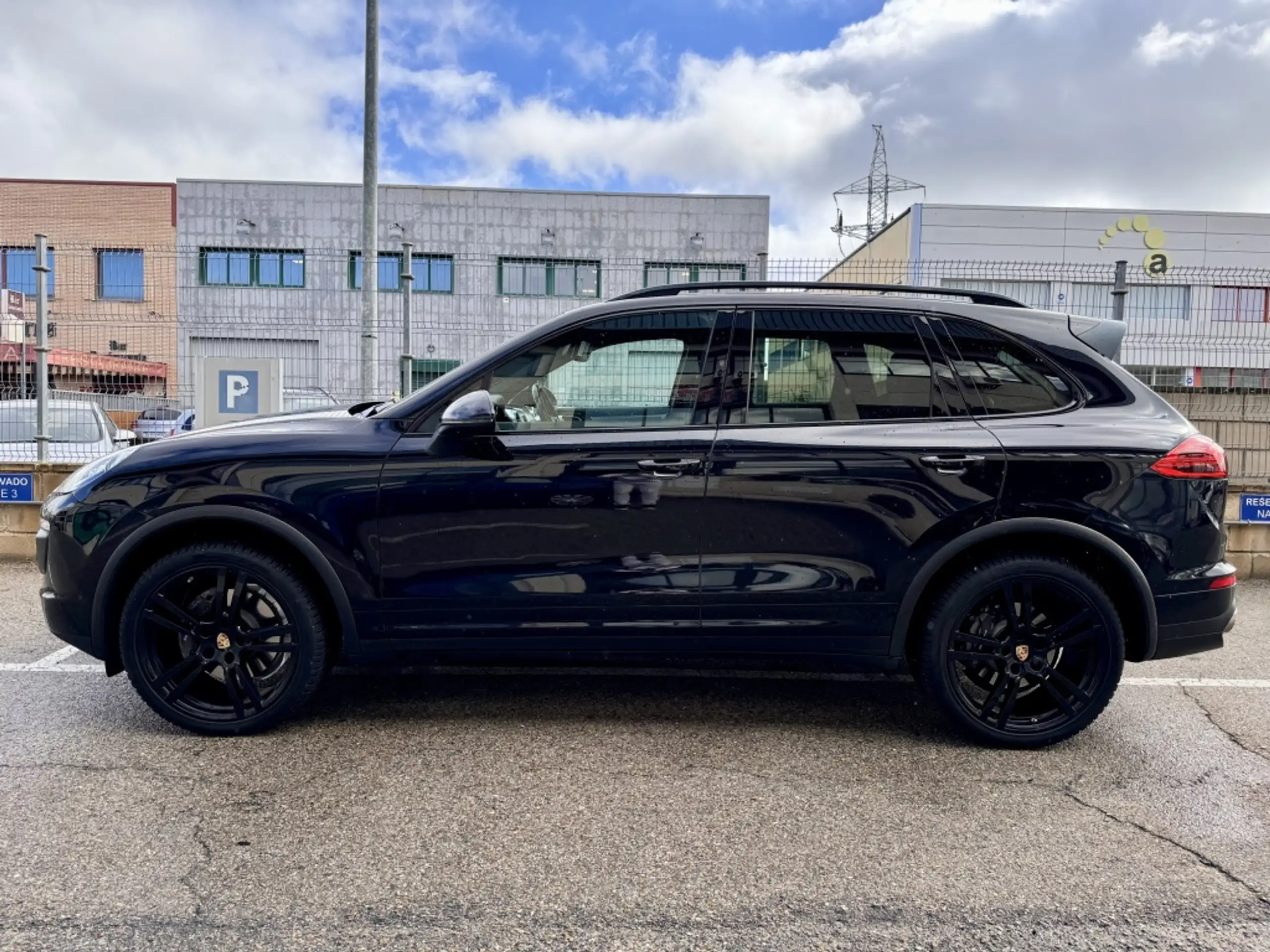 Porsche - Cayenne