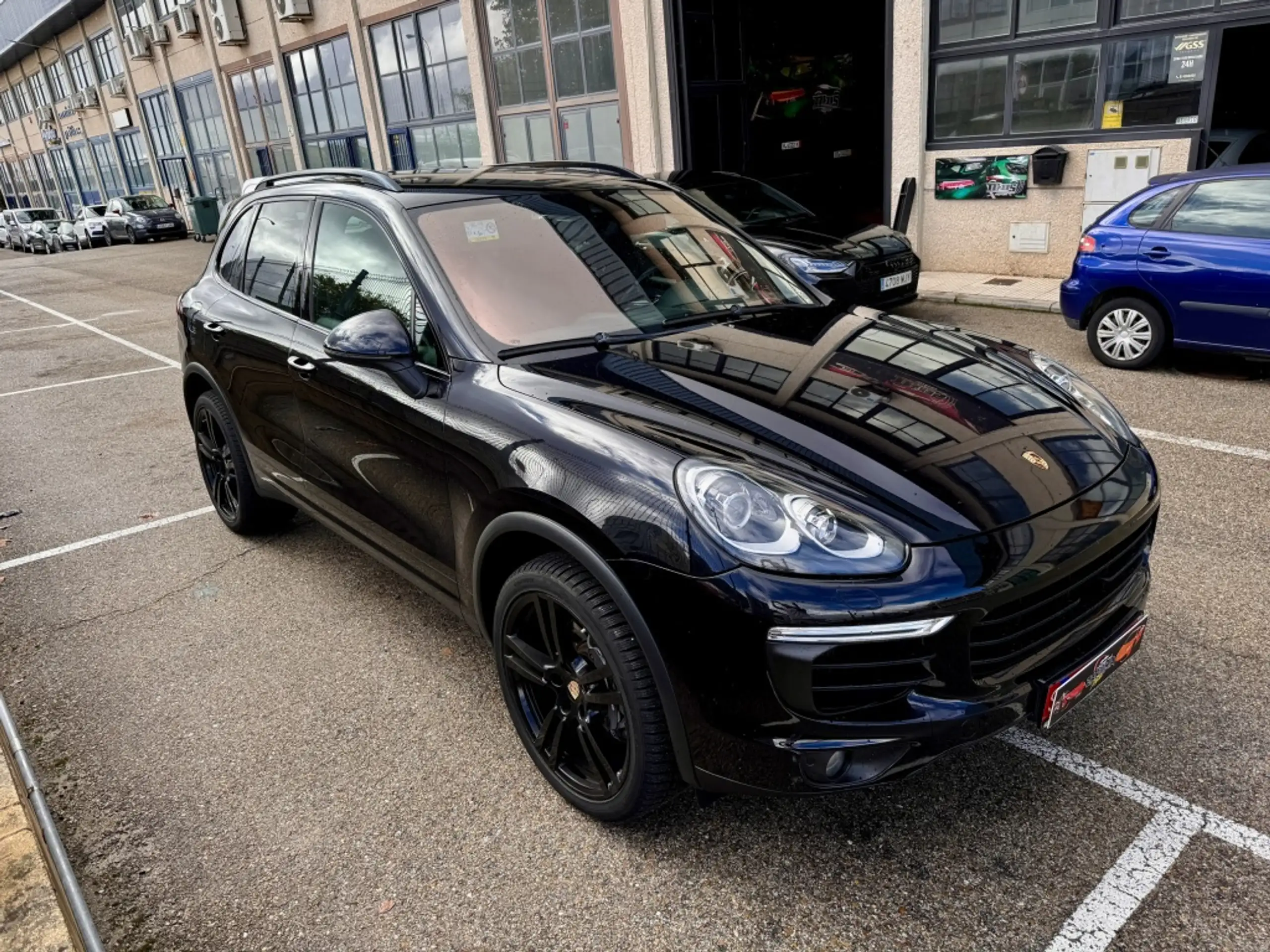 Porsche - Cayenne