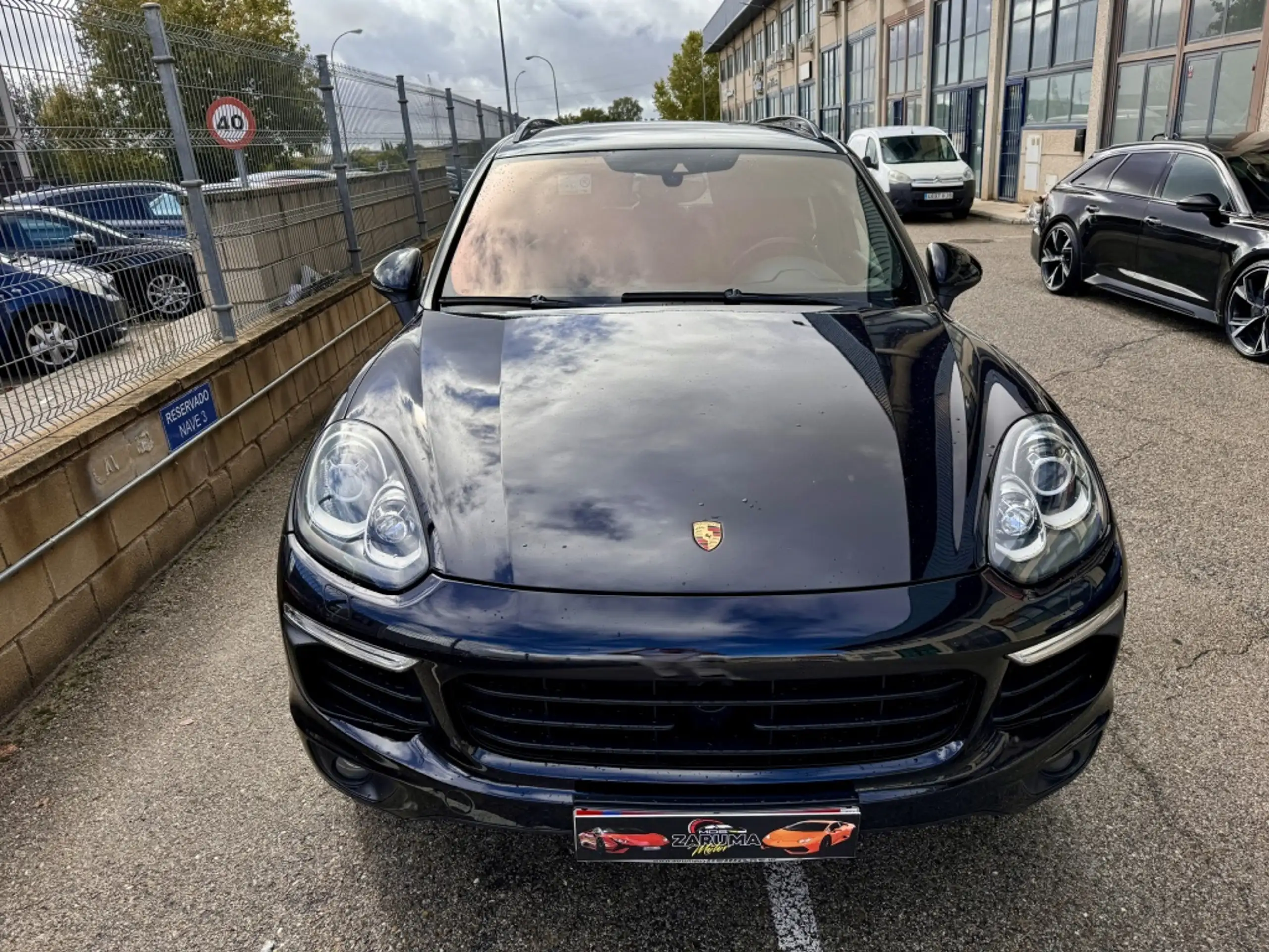 Porsche - Cayenne