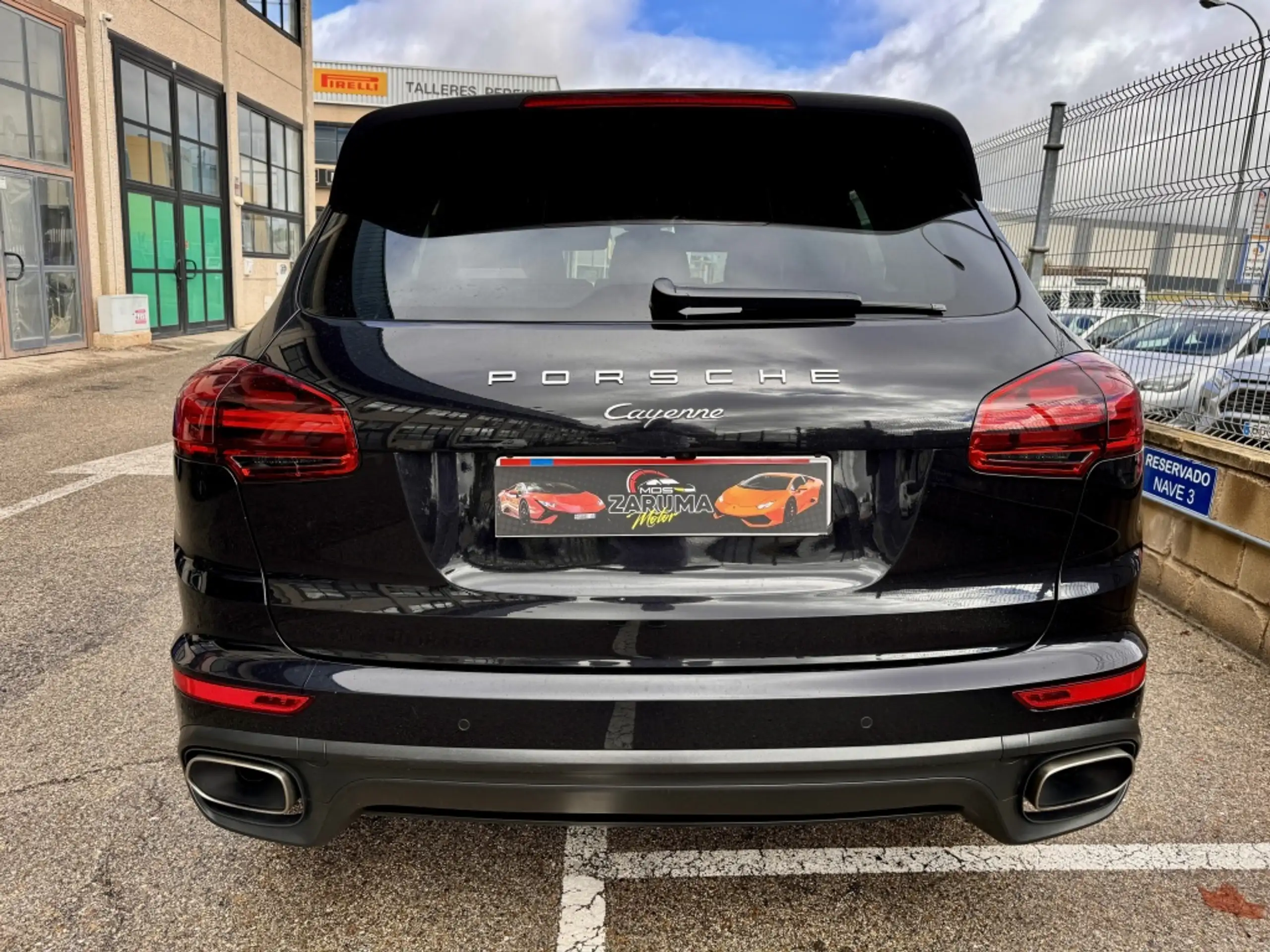 Porsche - Cayenne