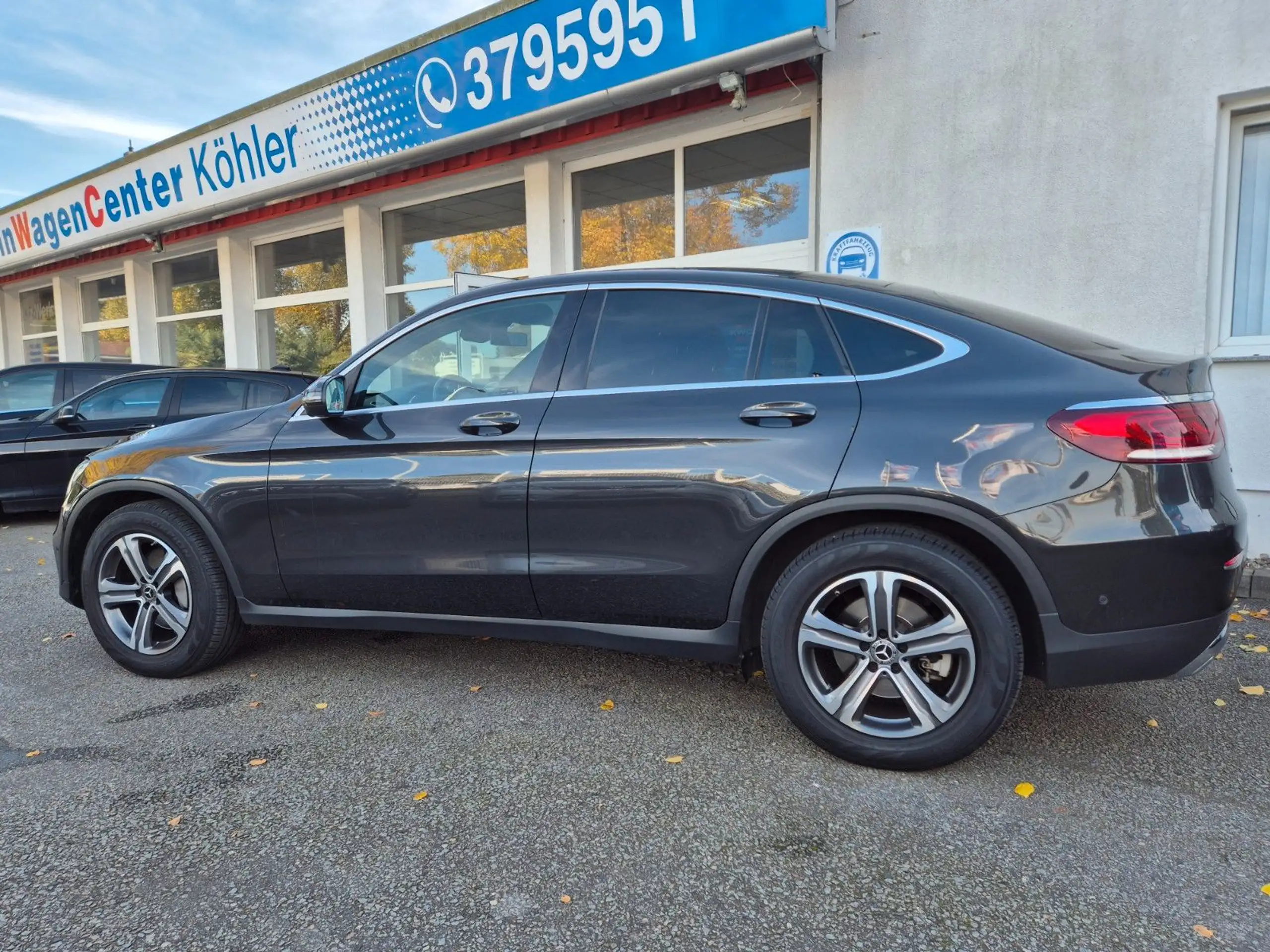 Mercedes-Benz - GLC 220