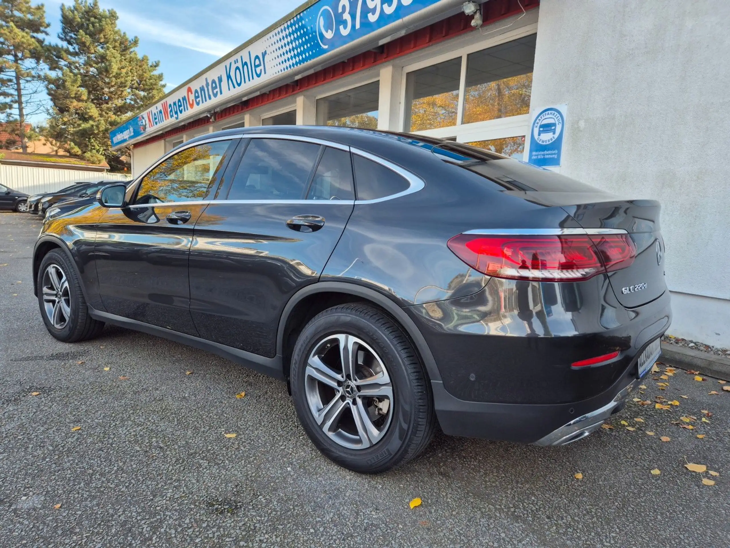 Mercedes-Benz - GLC 220