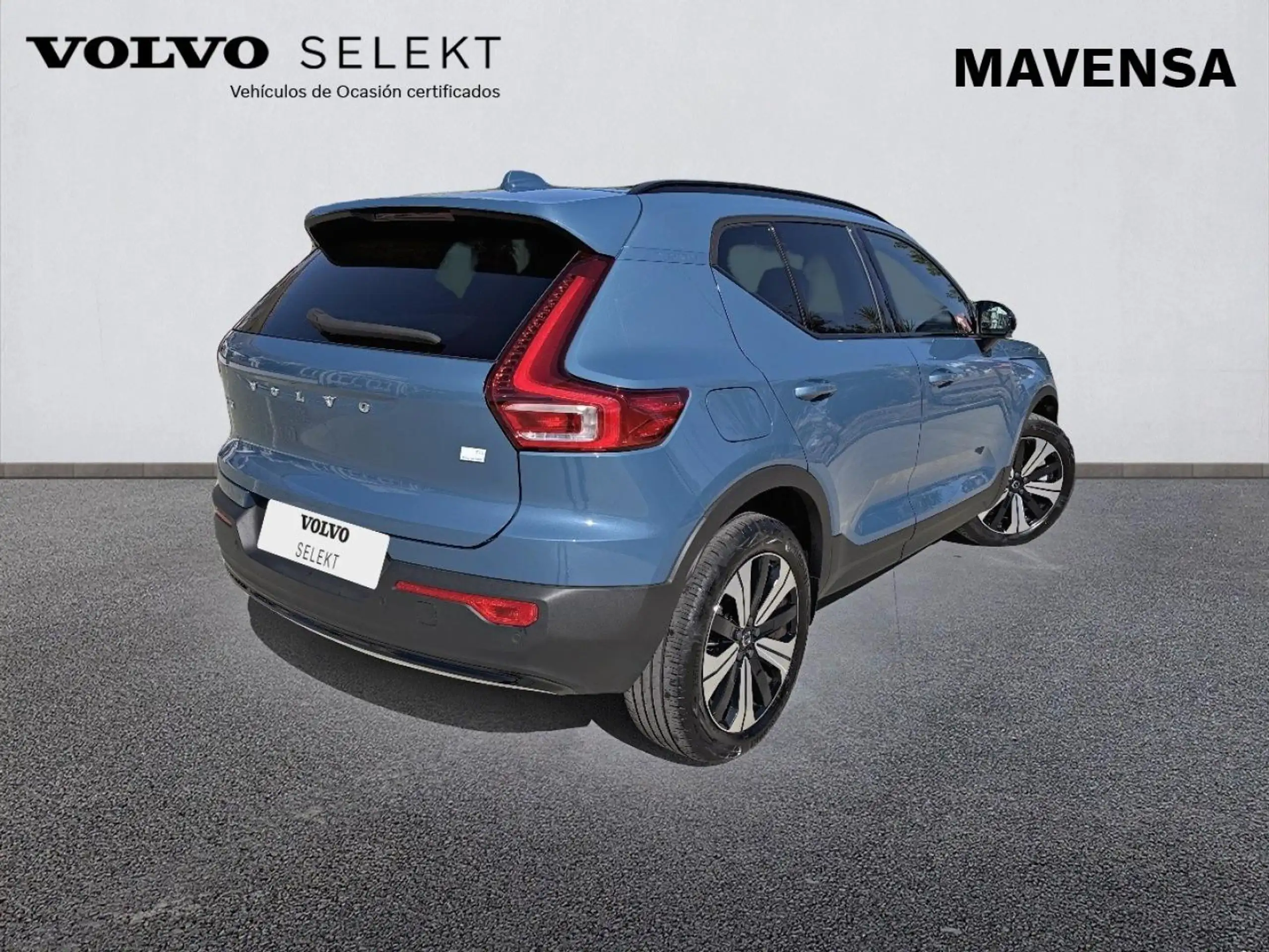 Volvo - XC40